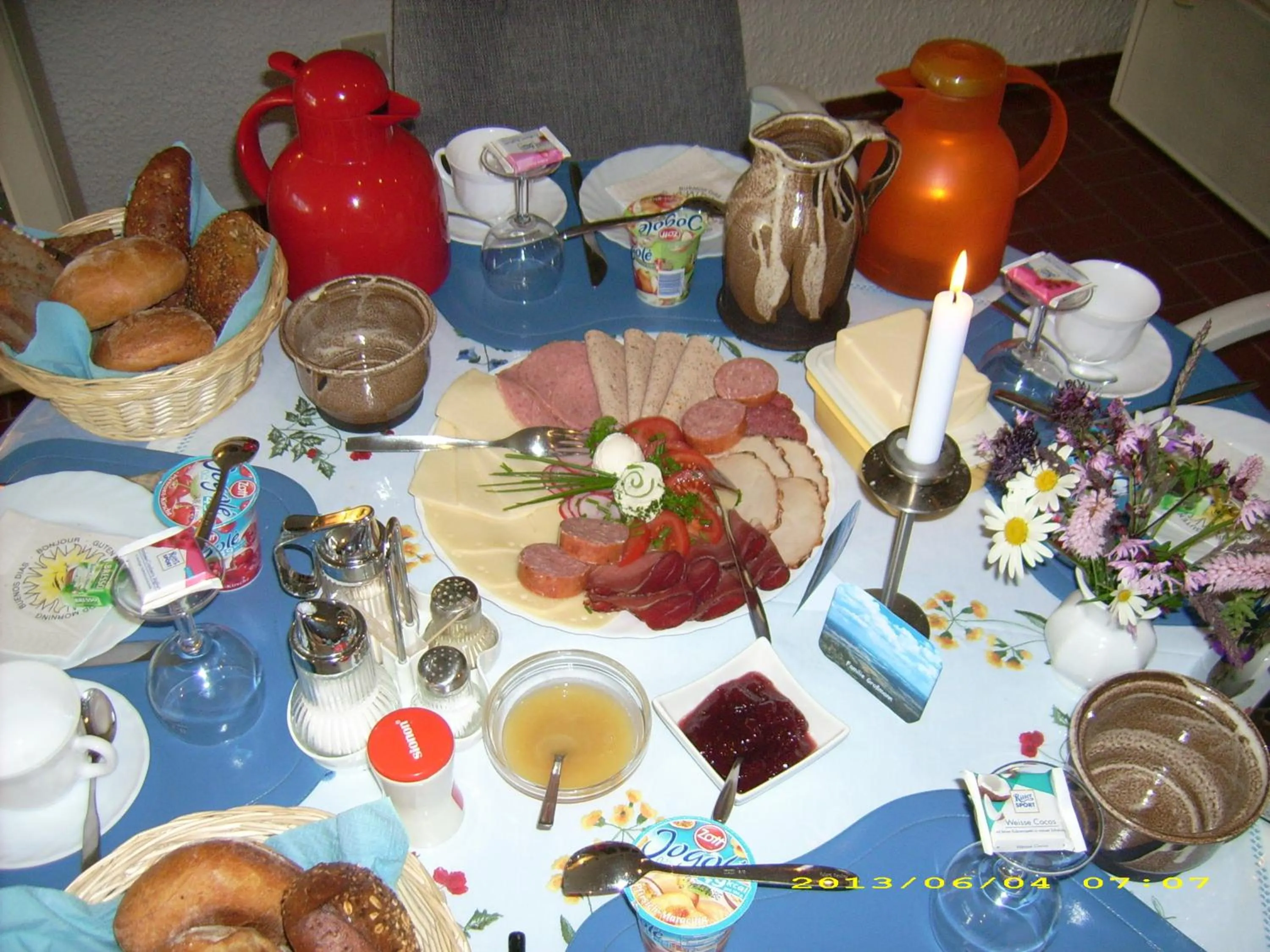 Restaurant/places to eat in Gästehaus Hochrhönblick