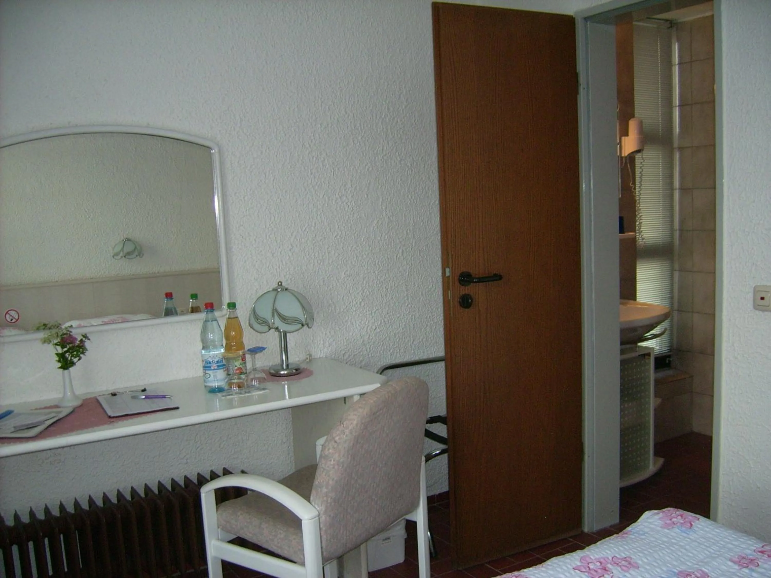 Photo of the whole room in Gästehaus Hochrhönblick