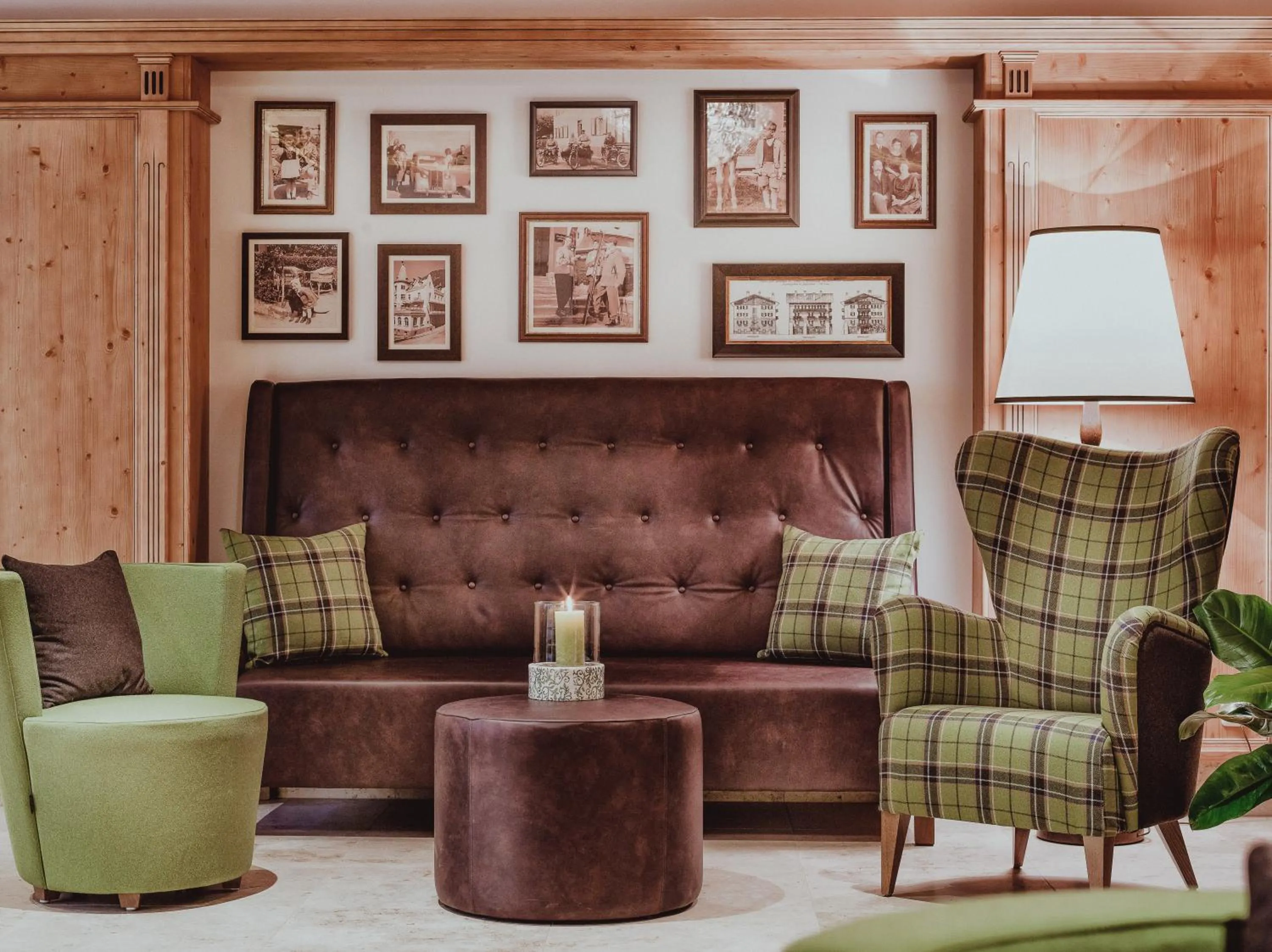 Lobby or reception in Österreichischer Hof-im Bademantel direkt in die Alpentherme