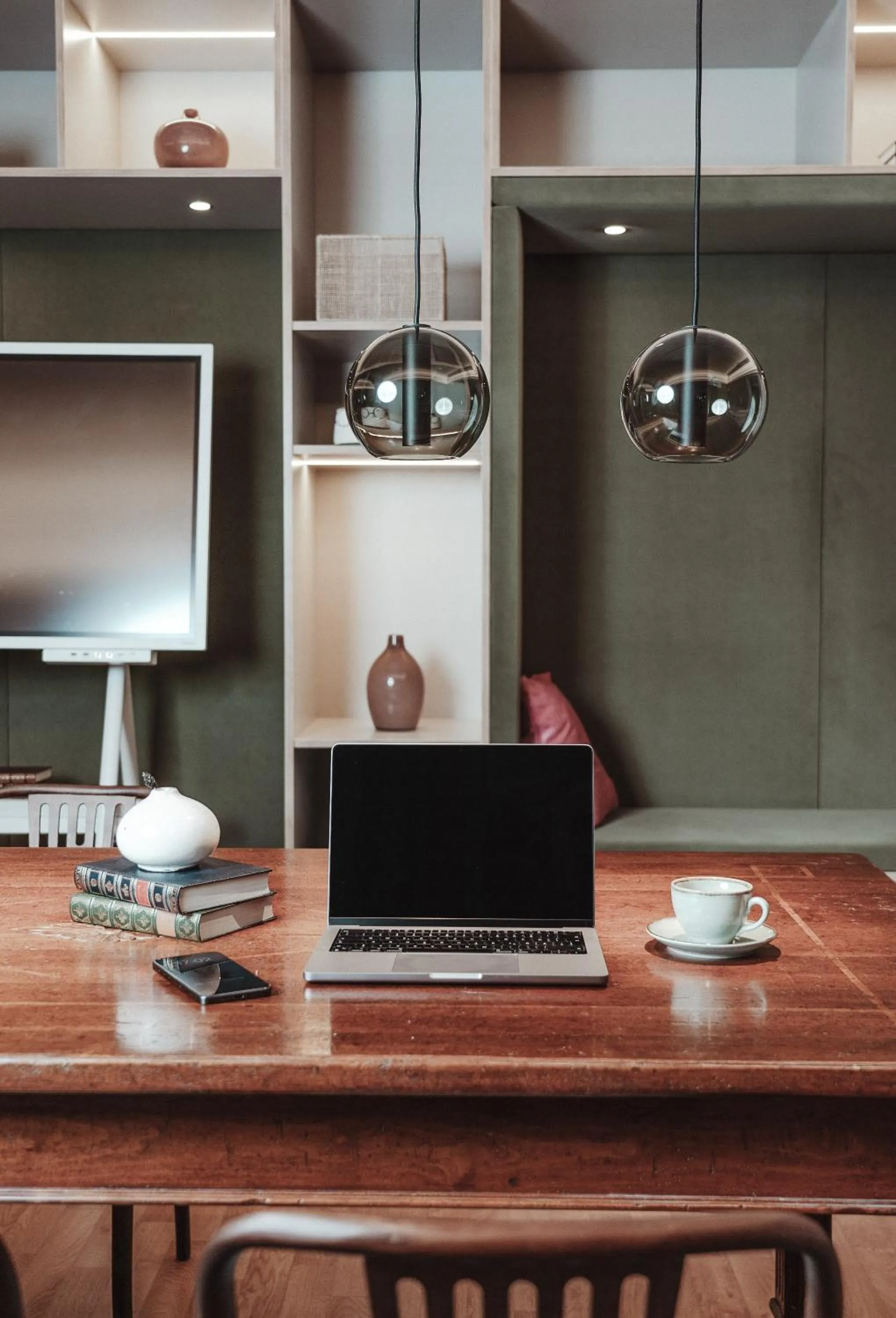 TV and multimedia in Österreichischer Hof-im Bademantel direkt in die Alpentherme