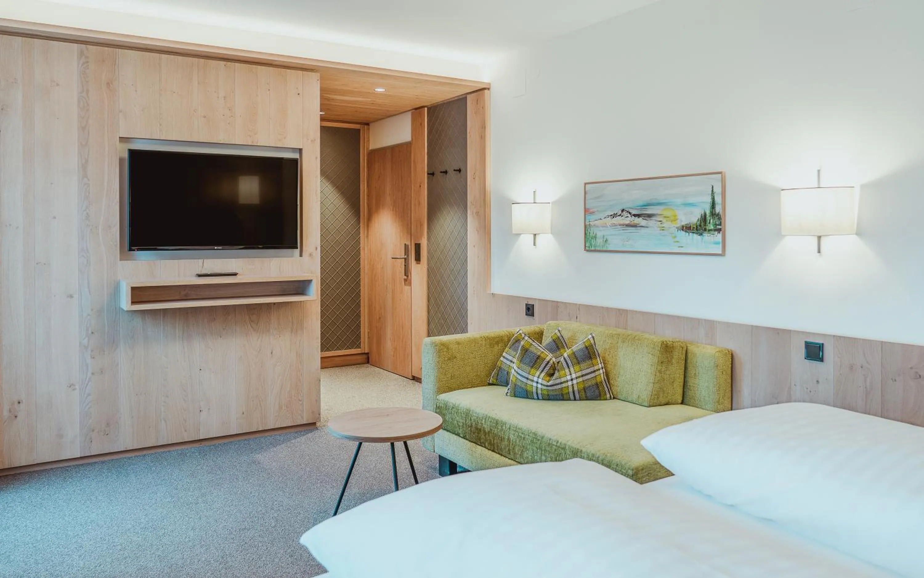 Bed in Österreichischer Hof-im Bademantel direkt in die Alpentherme