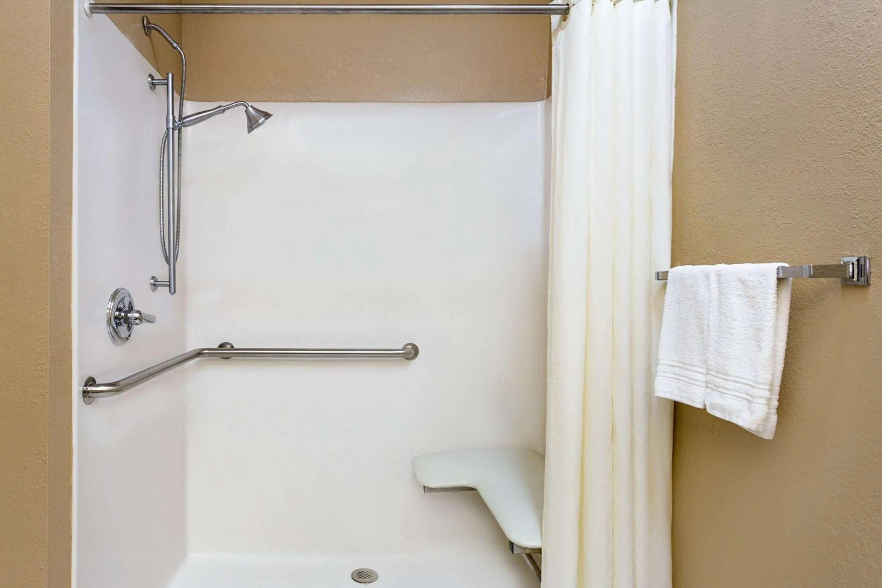 Bathroom in Super 8 by Wyndham Freeport