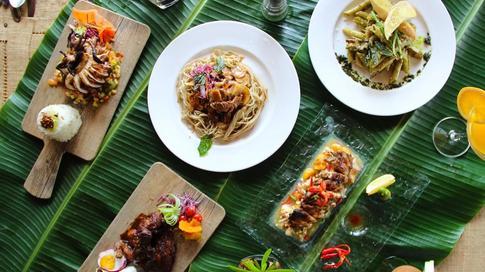 Restaurant/places to eat in Fridays Puerto Galera