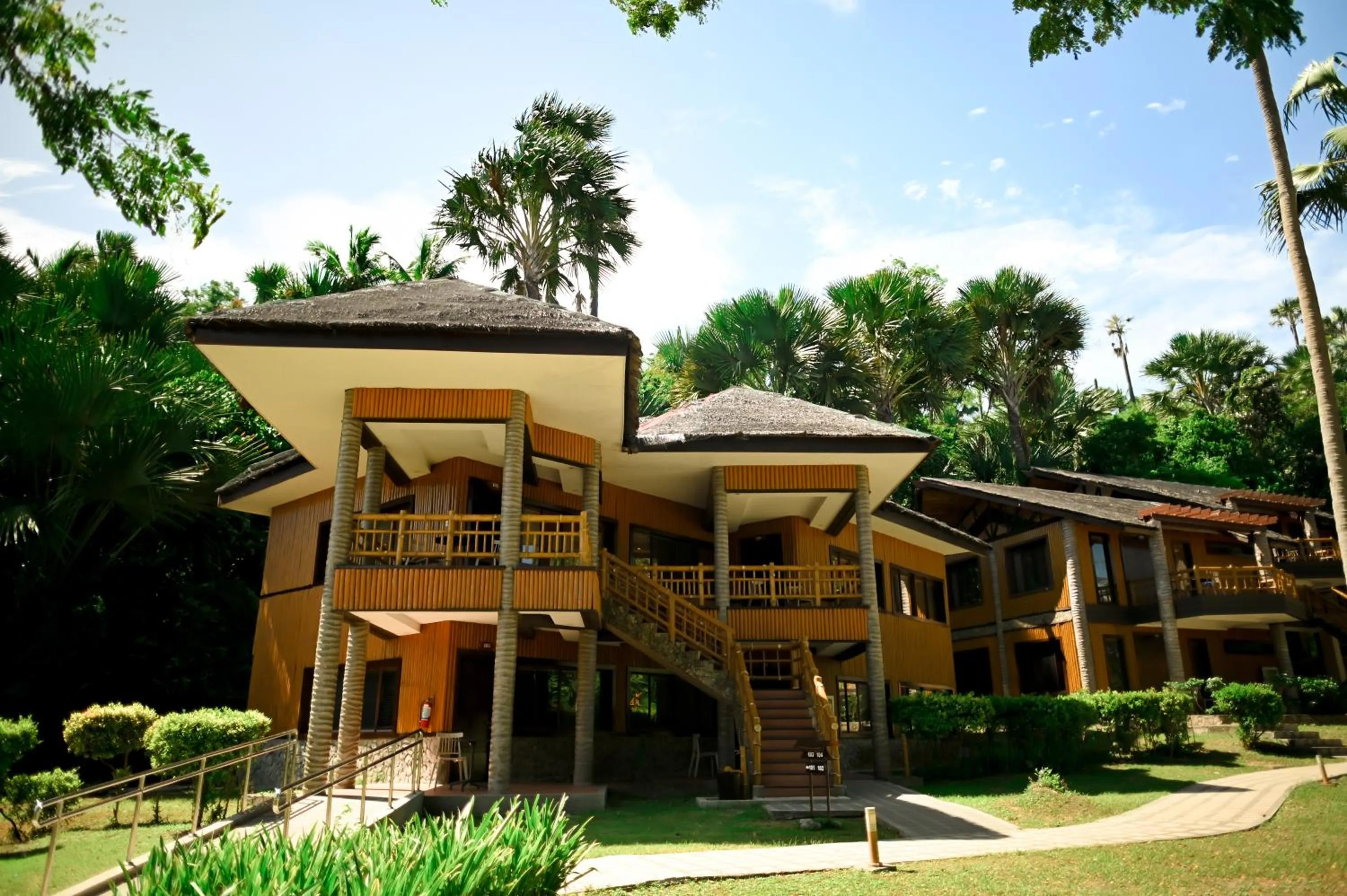 Property building in Fridays Puerto Galera