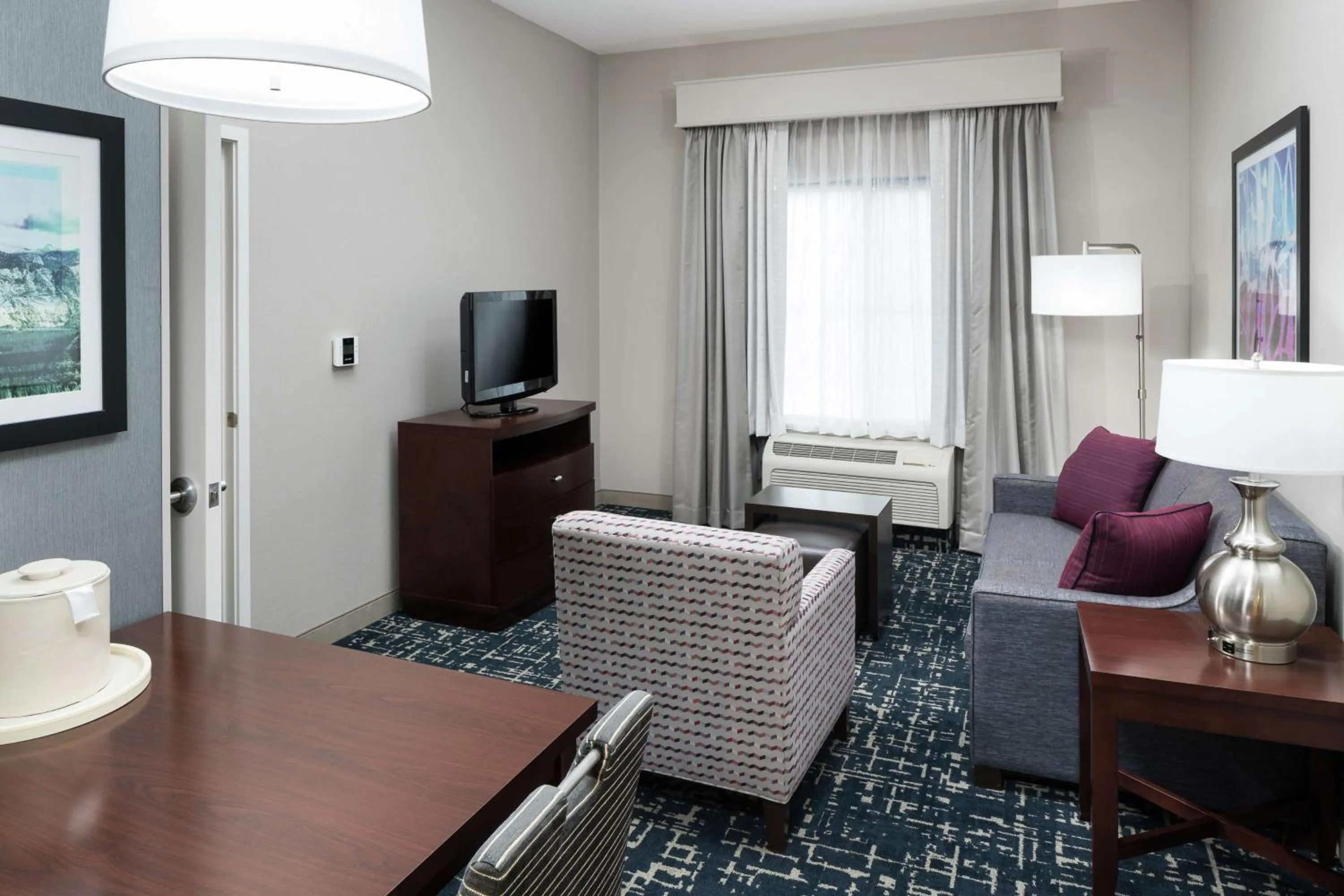 Living room in Homewood Suites by Hilton Fresno Airport/Clovis