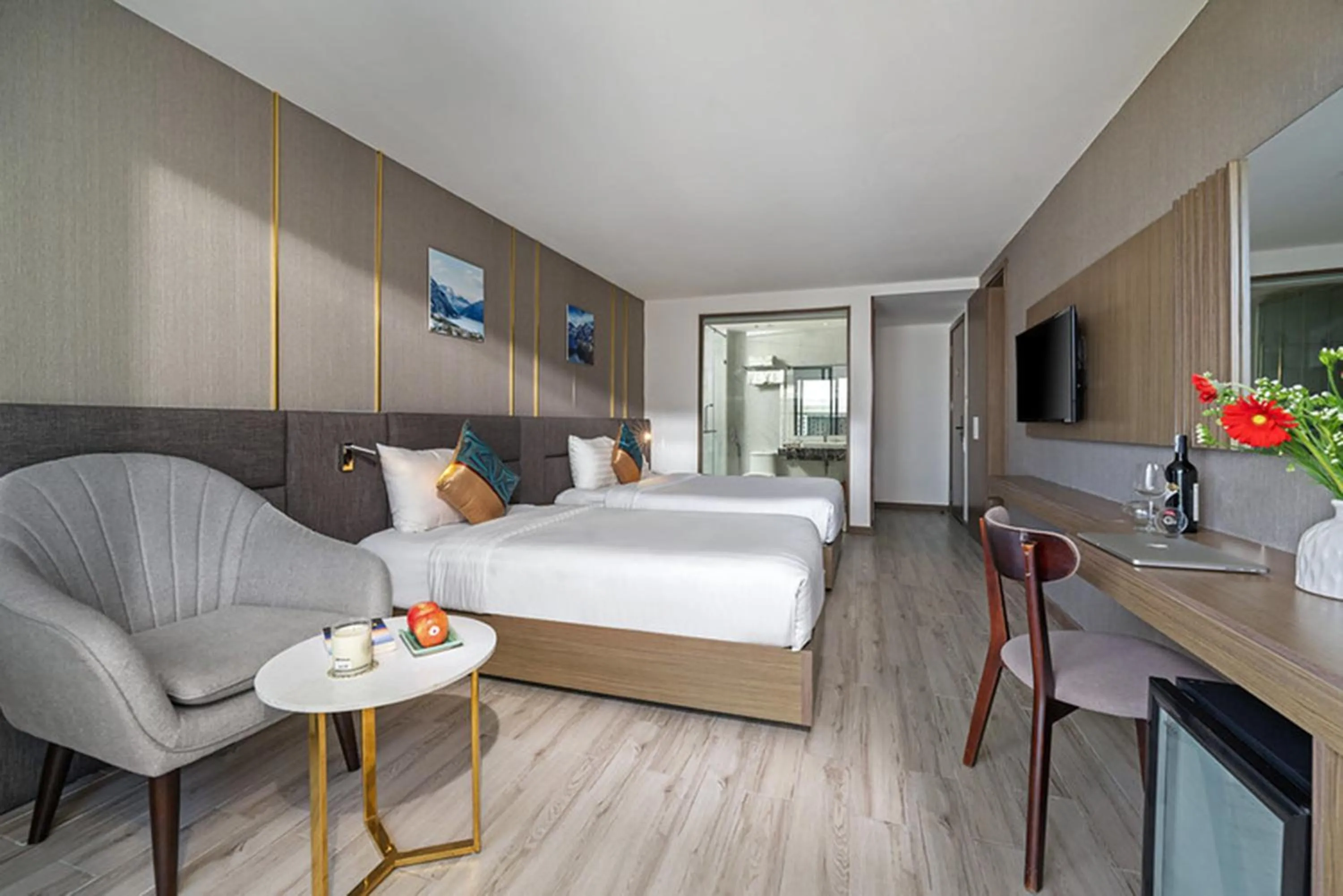 Bedroom, Bed in Sochi Hotel