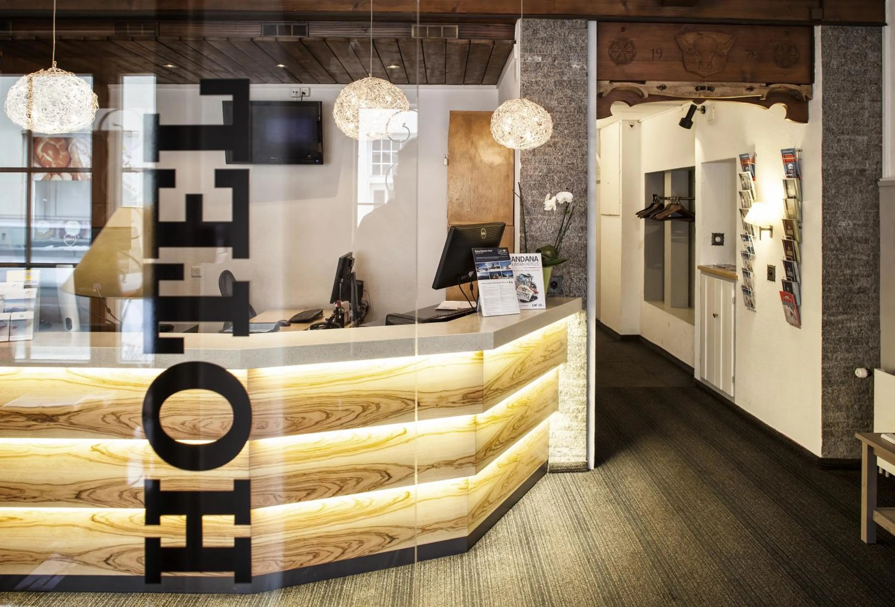 Lobby or reception in Hotel Ochsen by Mountain Hotels