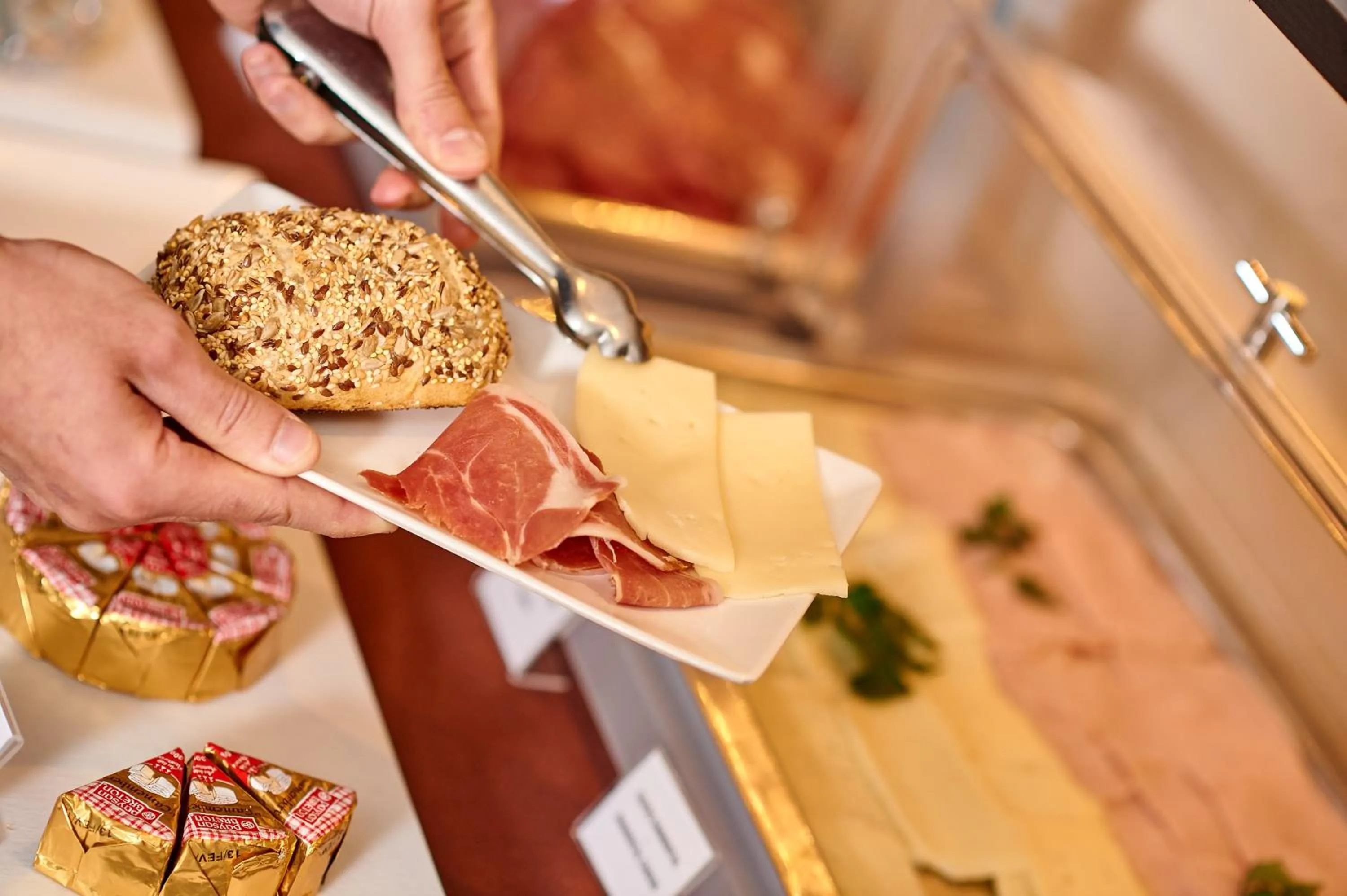 Buffet breakfast in Monjas del Carmen Hotel