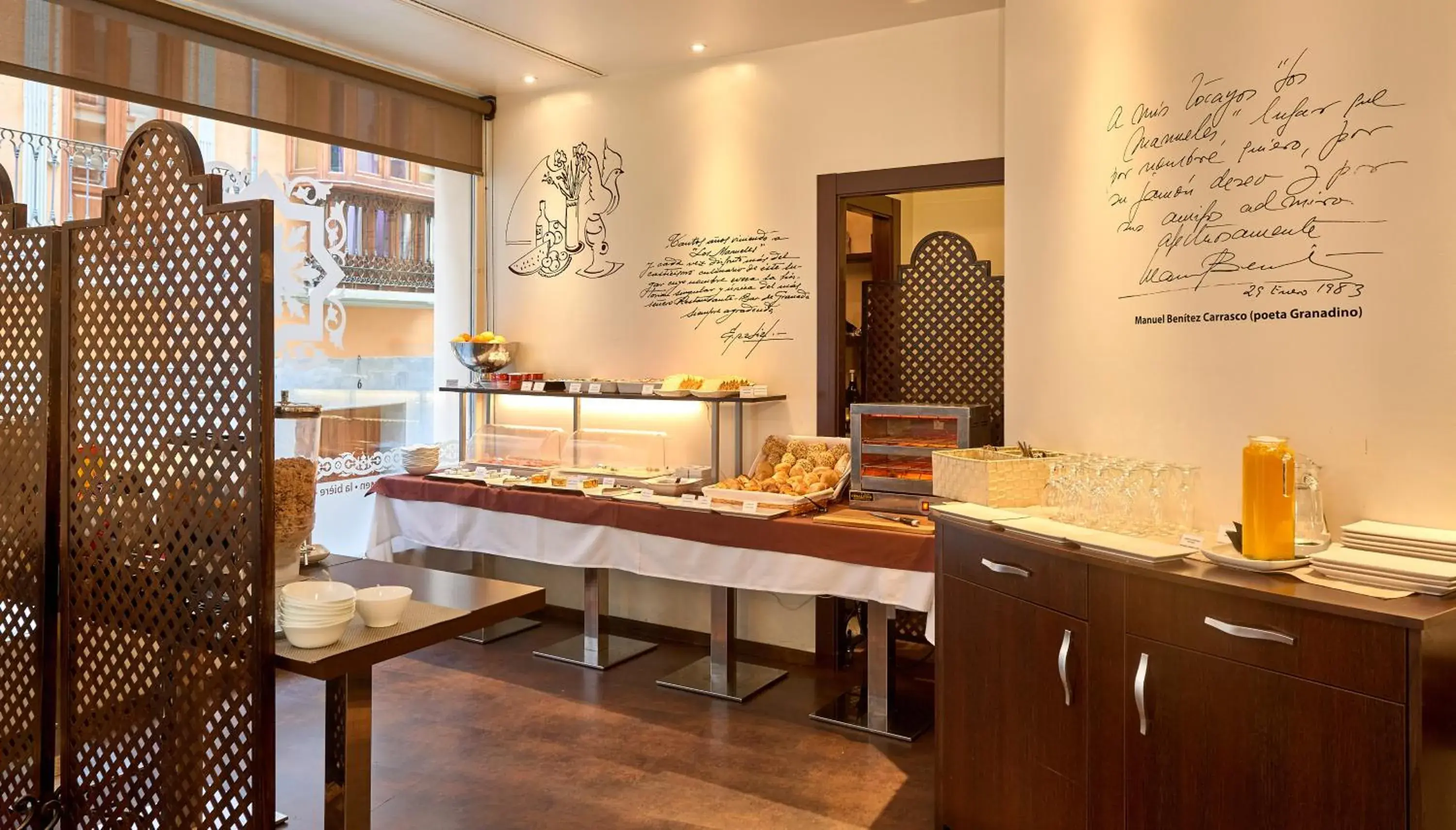 Buffet breakfast in Monjas del Carmen Hotel Buffet breakfast in Monjas del Carmen Hotel