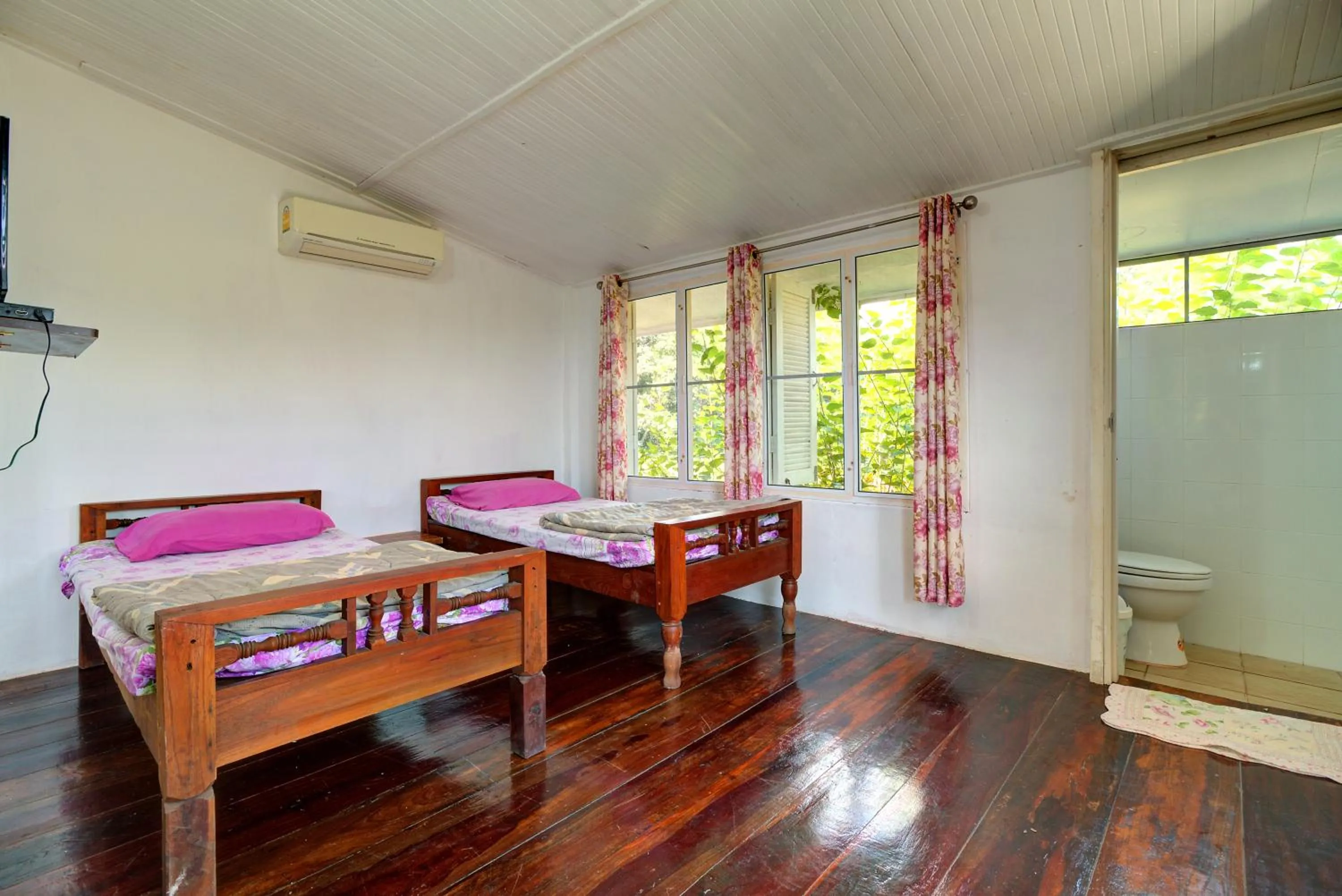 Bedroom, Bed in Rosemary House