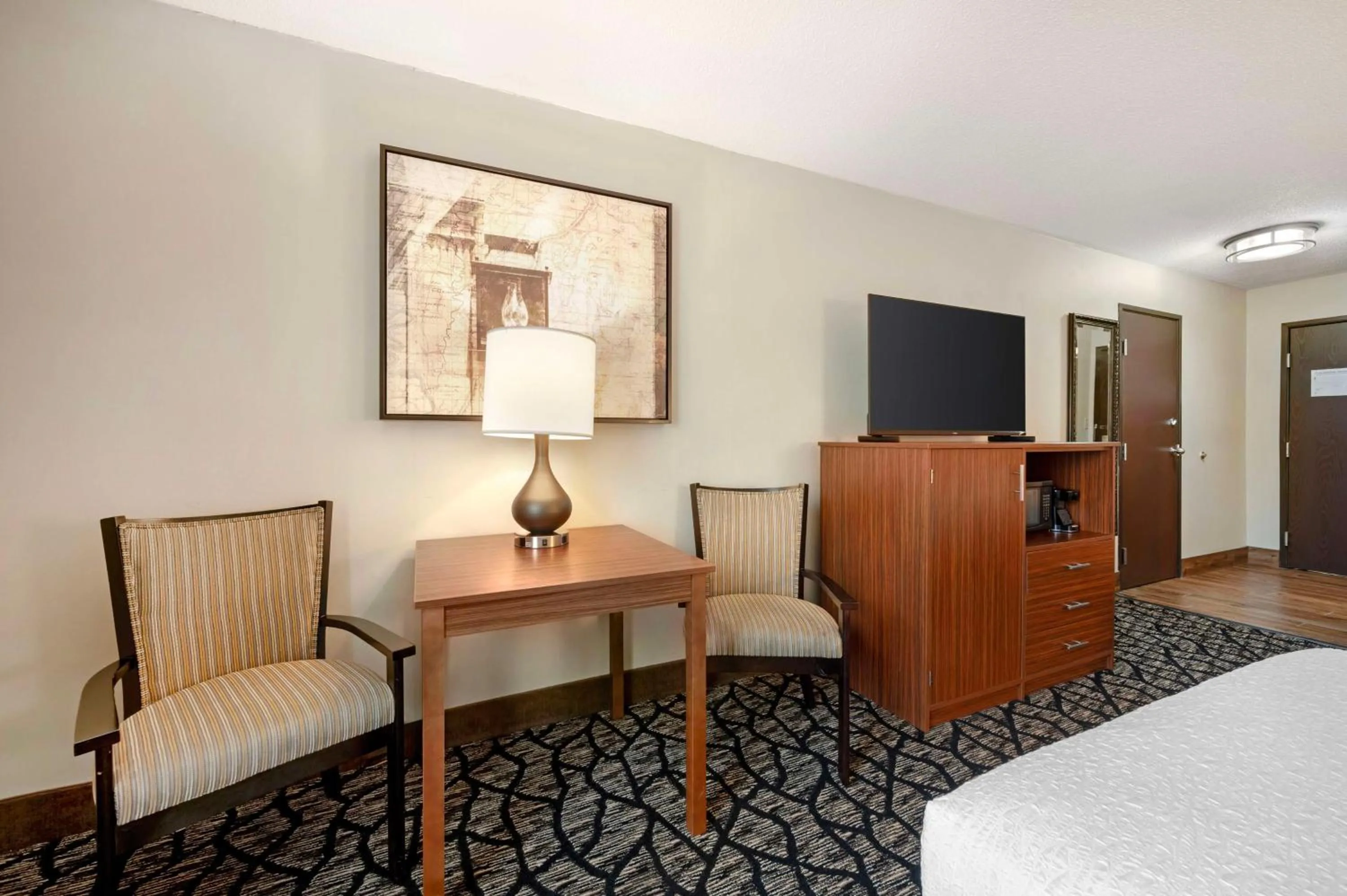 Bedroom, Bed in Best Western Westminster Hotel