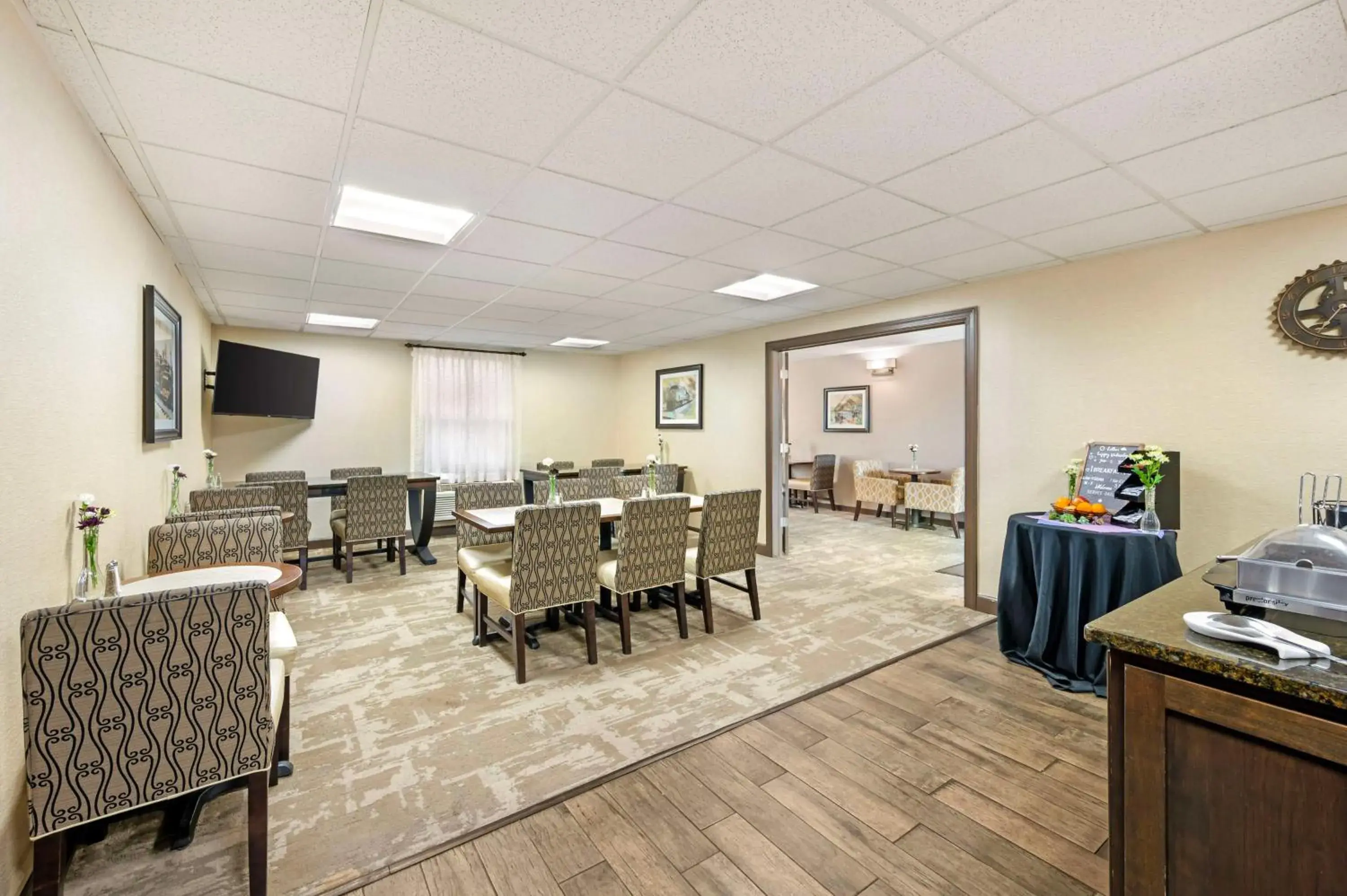 Breakfast in Best Western Westminster Hotel Breakfast in Best Western Westminster Hotel