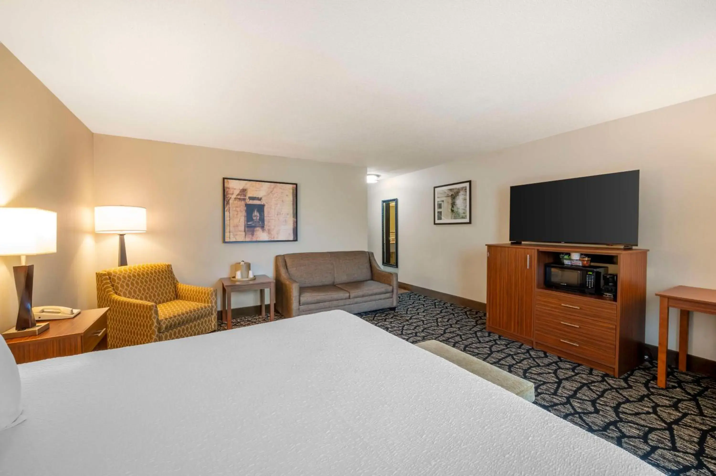 Bedroom, Bed in Best Western Westminster Hotel Bedroom, Bed in Best Western Westminster Hotel