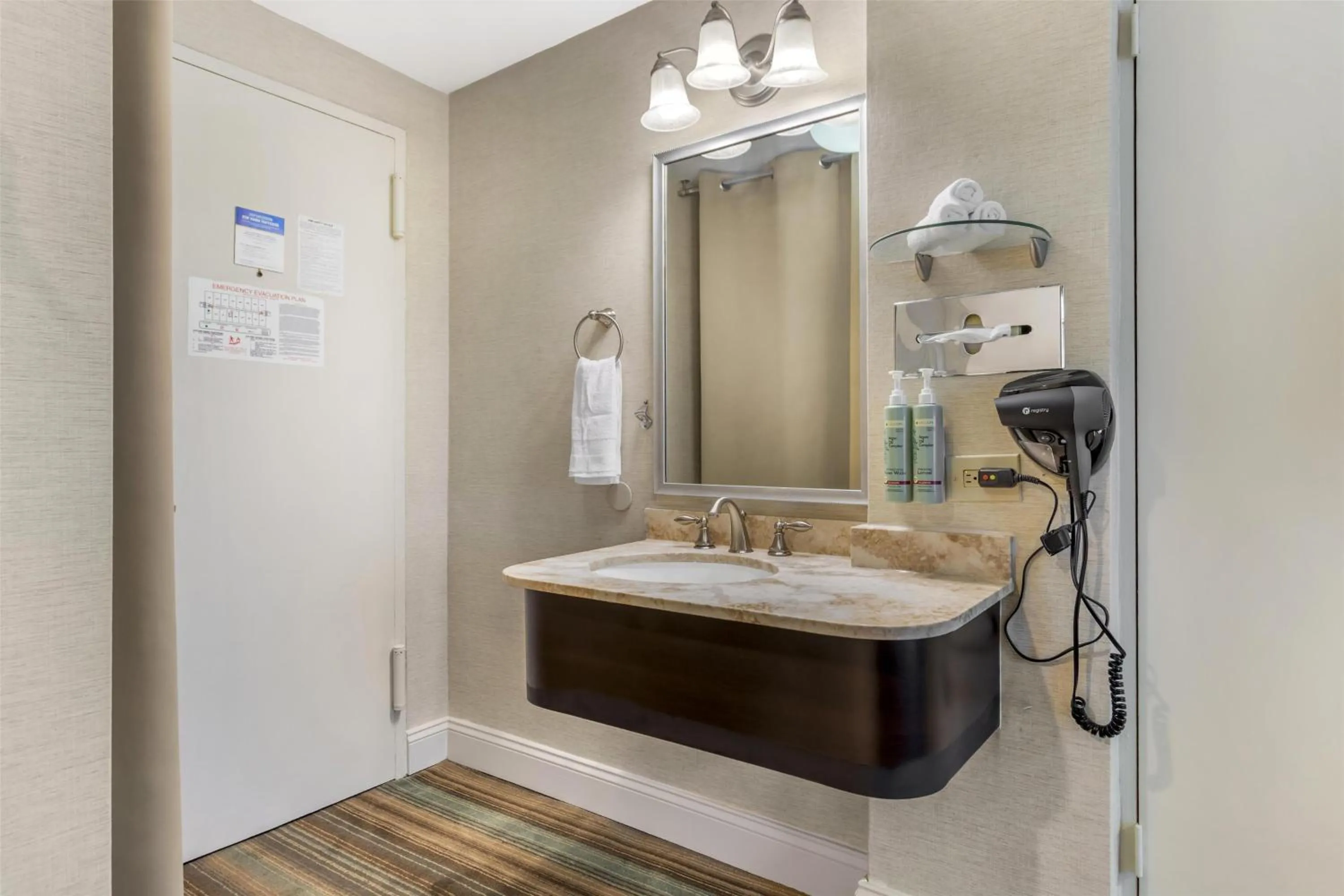 Bathroom in Best Western Queens Gold Coast