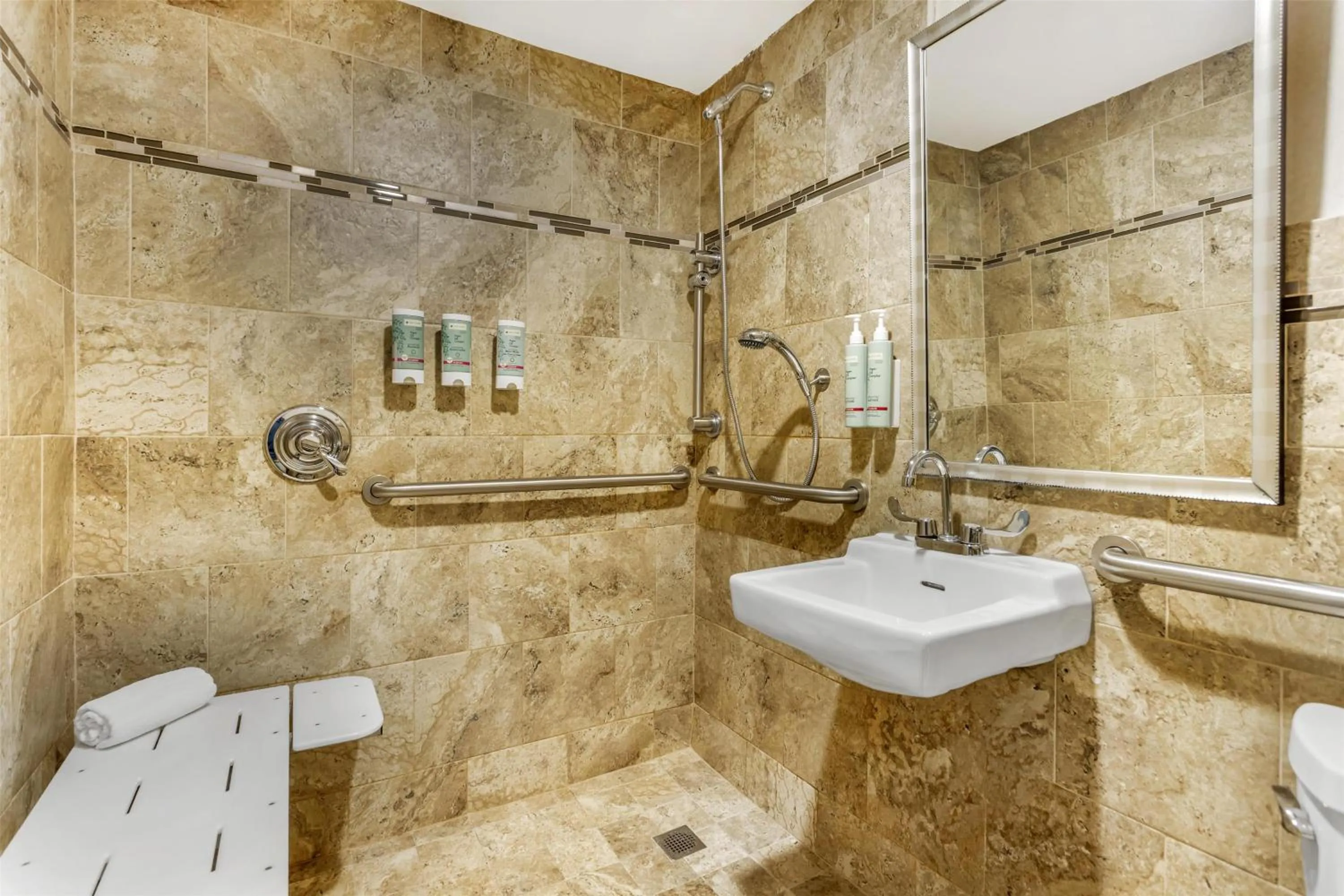 Bathroom in Best Western Queens Gold Coast