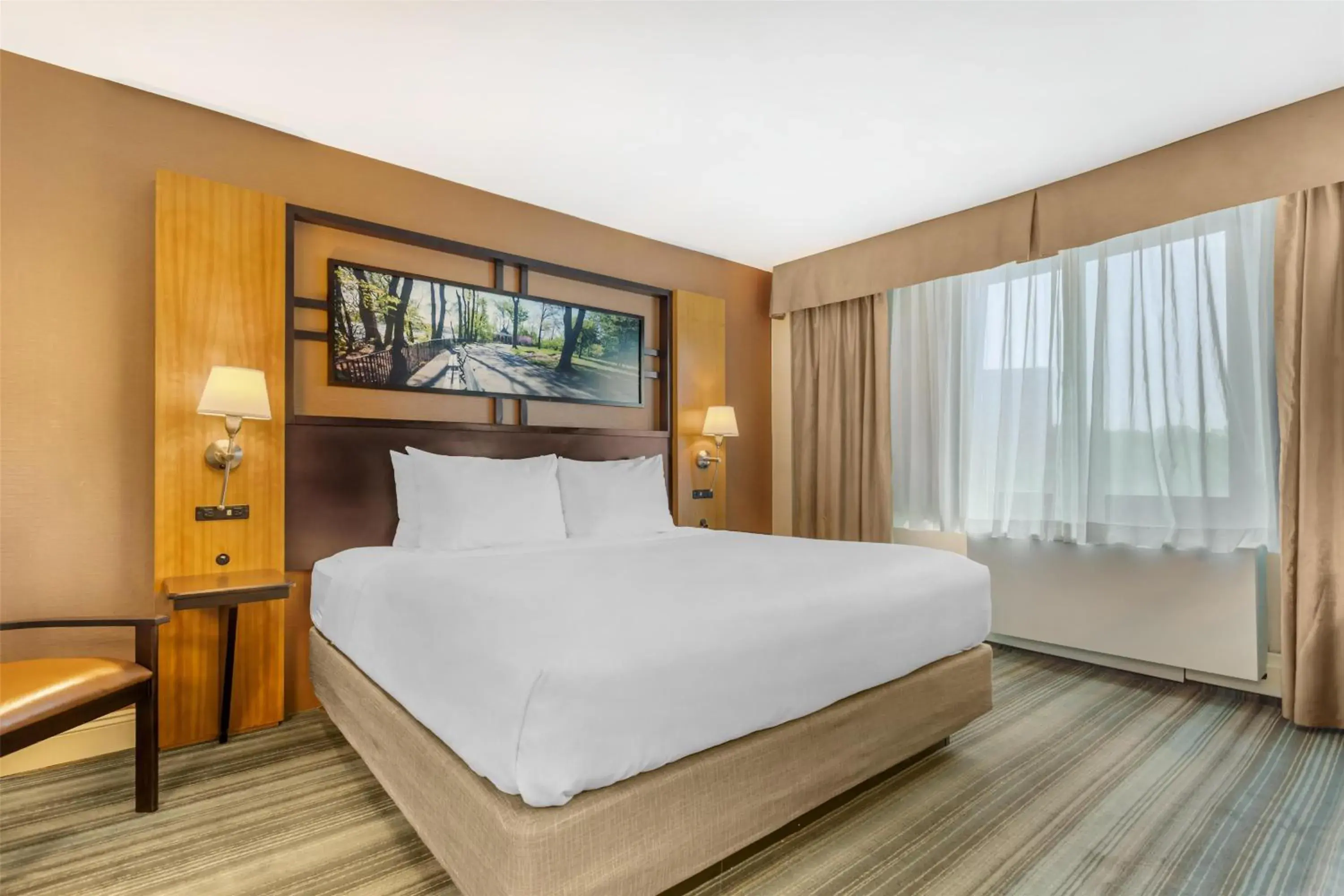 Bedroom, Bed in Best Western Queens Gold Coast Bedroom, Bed in Best Western Queens Gold Coast