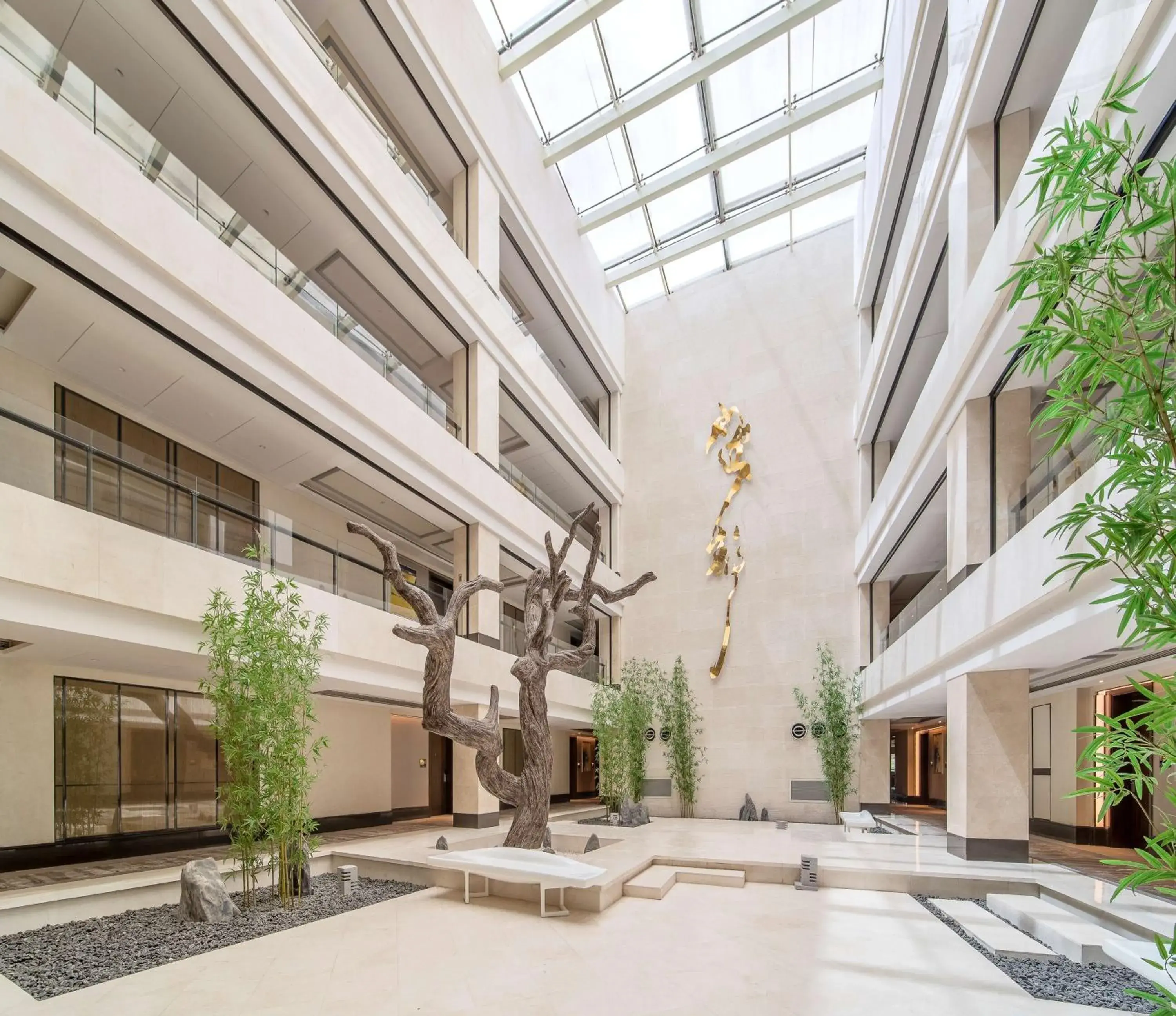 Property building in Radisson Blu Hotel Wuhan ETD Zone Property building in Radisson Blu Hotel Wuhan ETD Zone