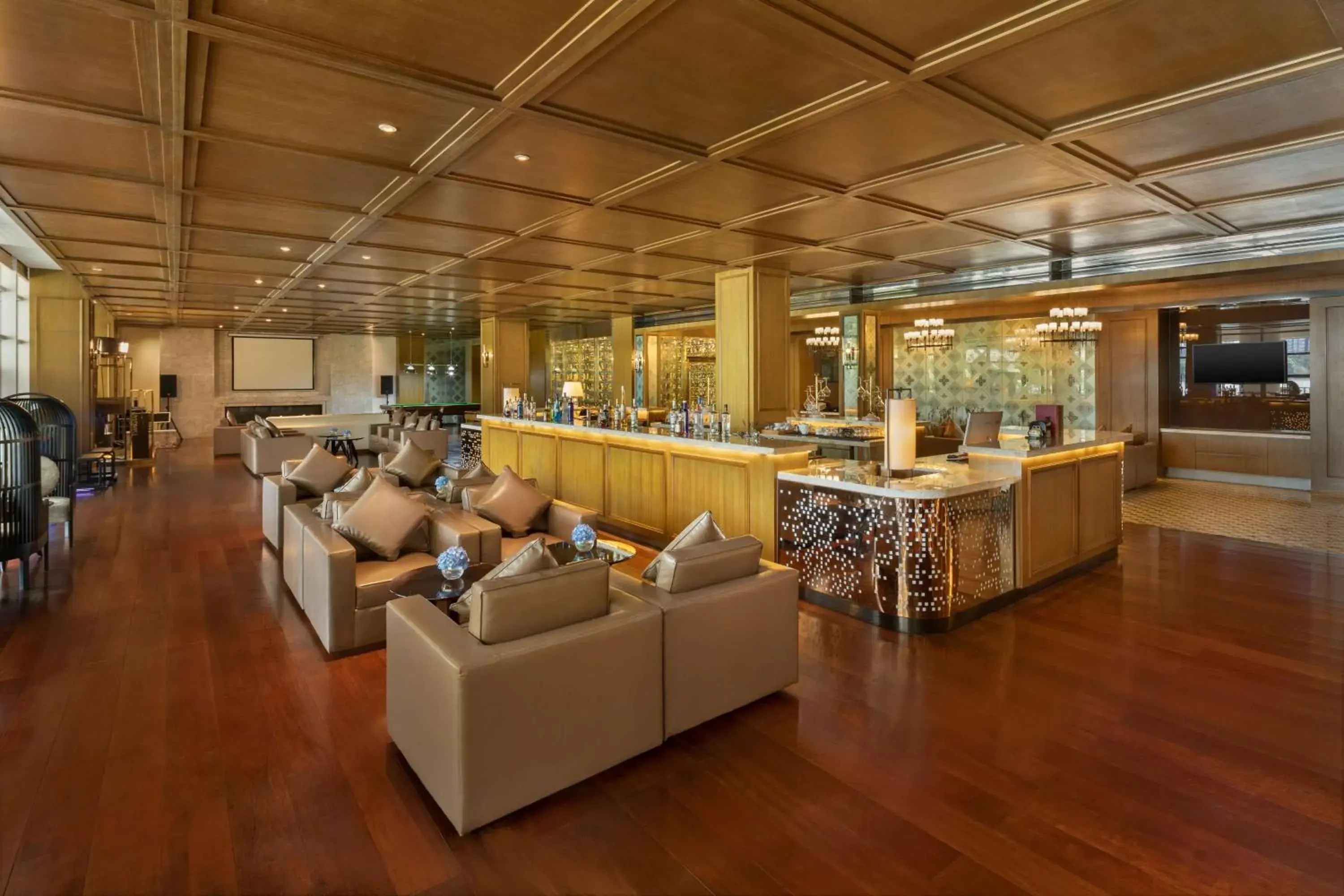 Restaurant/places to eat in Radisson Blu Hotel Wuhan ETD Zone Restaurant/places to eat in Radisson Blu Hotel Wuhan ETD Zone