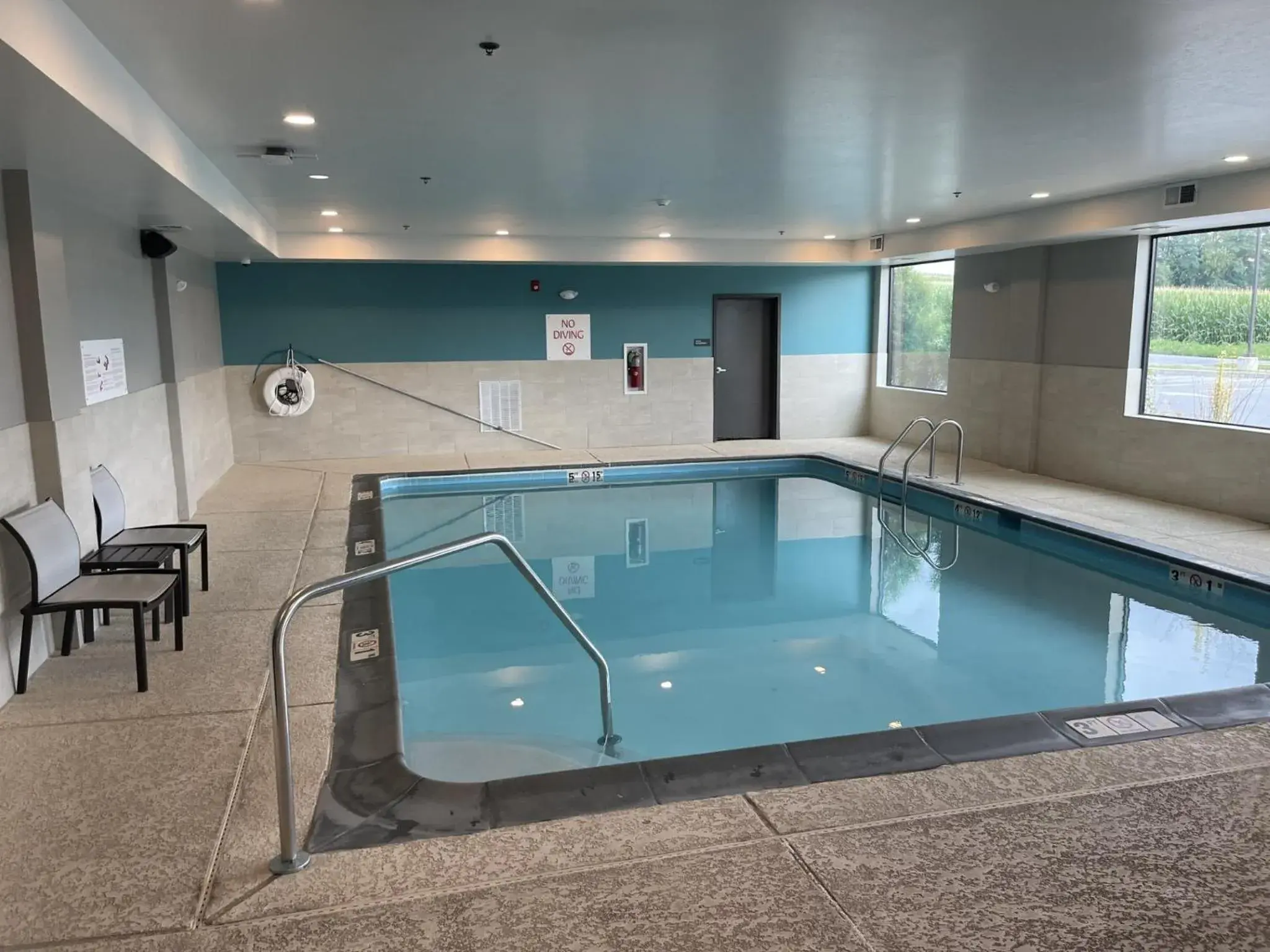 Swimming pool in avid hotels - Lancaster by IHG Swimming pool in avid hotels - Lancaster by IHG