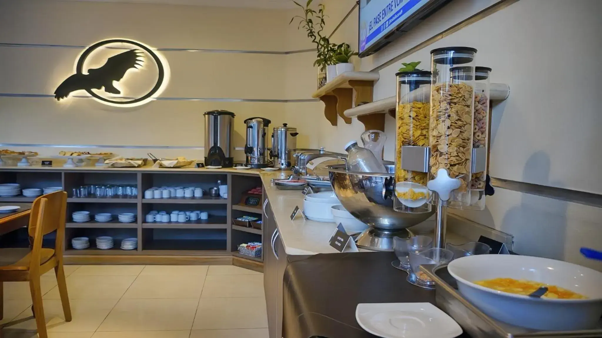 Breakfast in Cóndor Suites Apart Hotel Breakfast in Cóndor Suites Apart Hotel