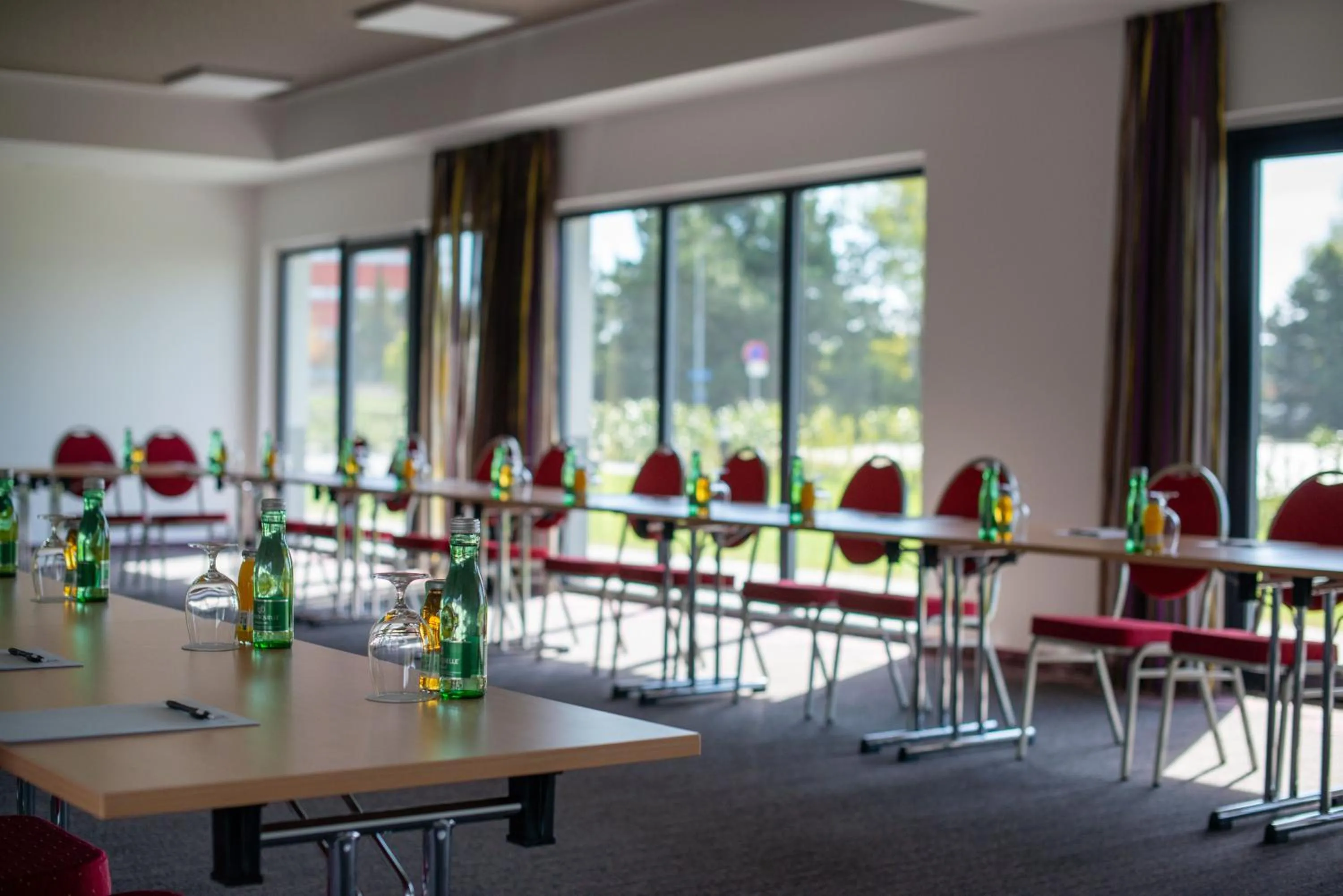 Business facilities in Motel 267