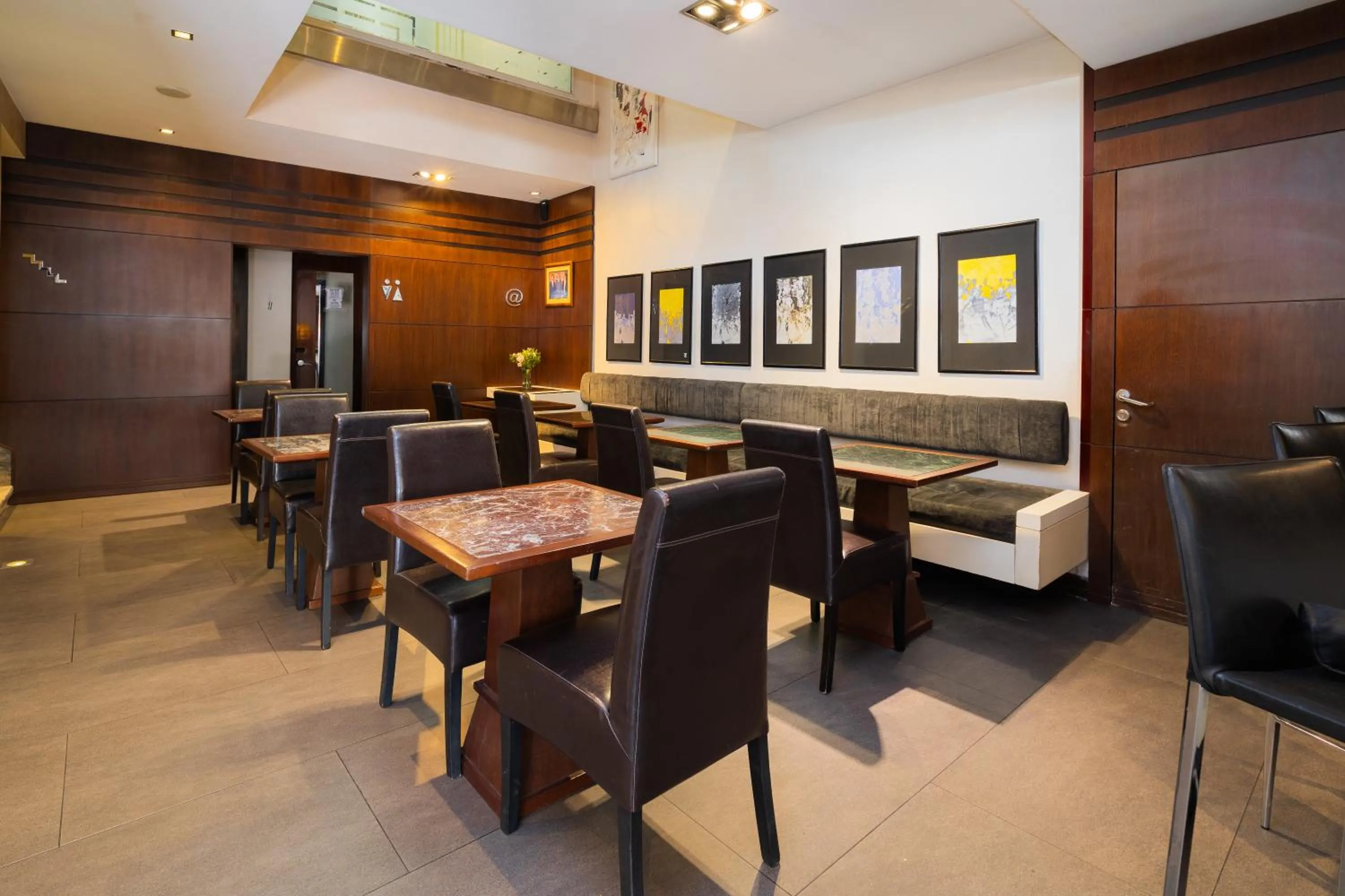 Restaurant/places to eat in DON Boutique Hotel Montevideo