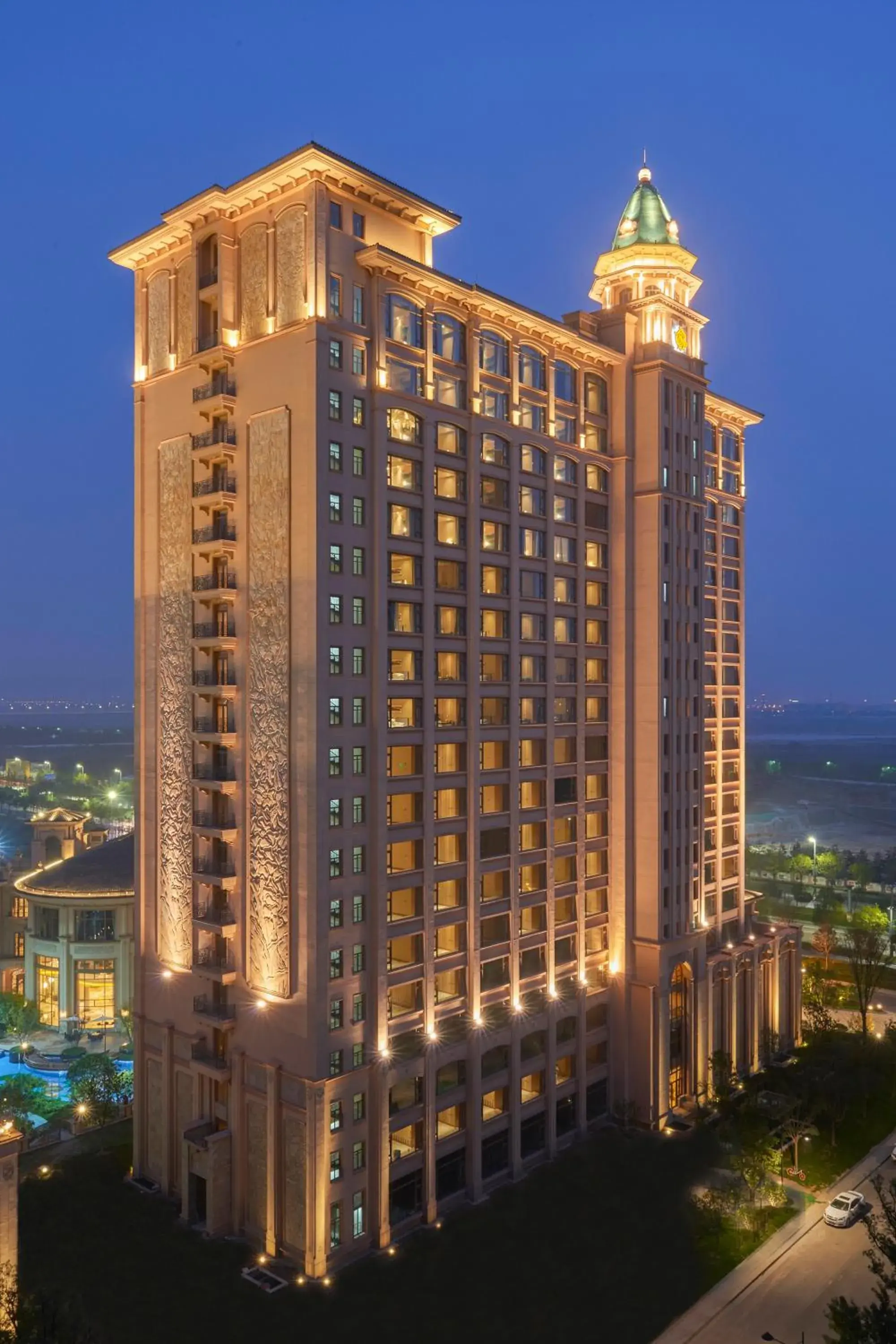 Property building in Chateau Star River Shaanxi Property building in Chateau Star River Shaanxi