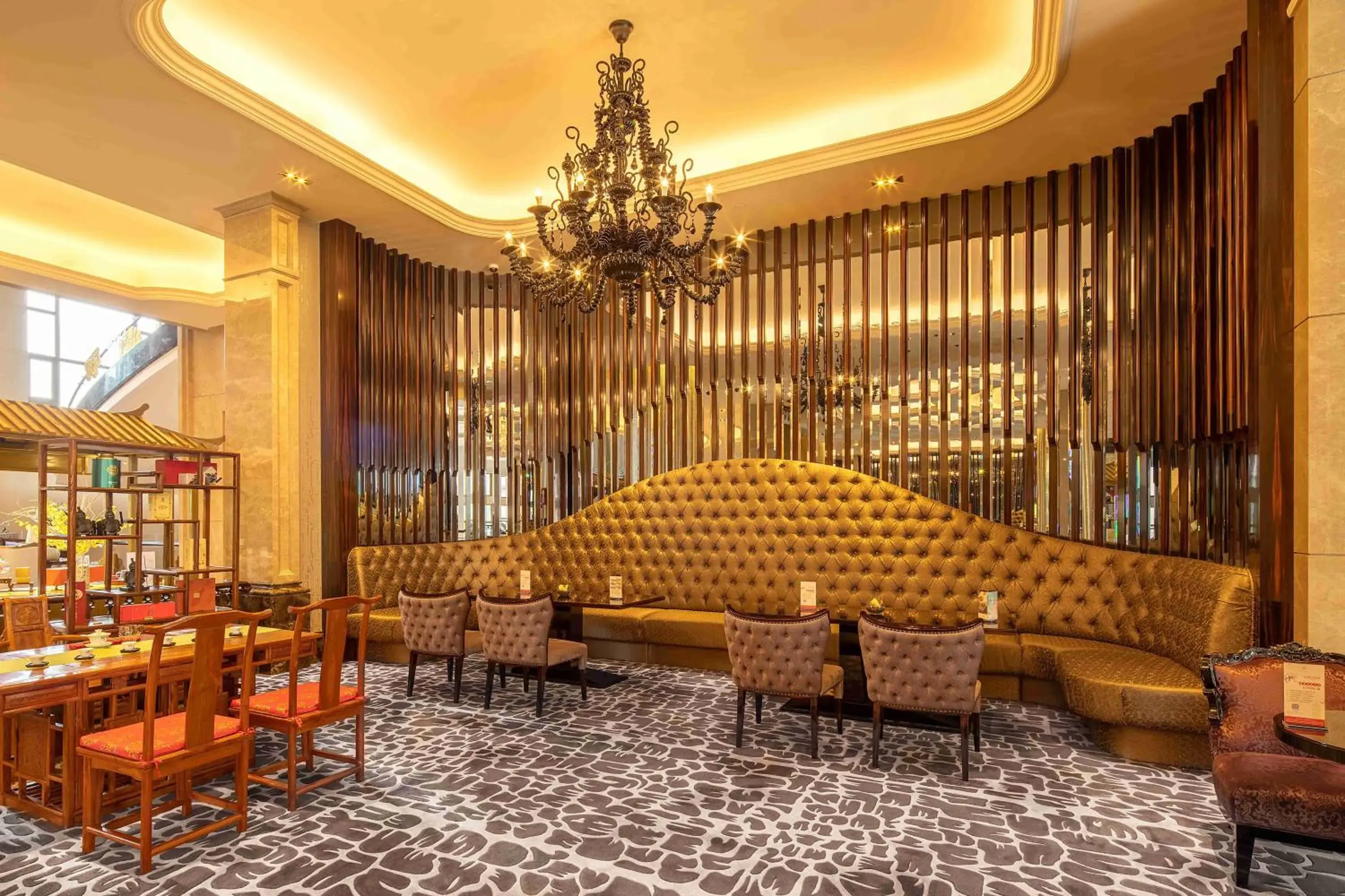 Lounge or bar in Chateau Star River Shaanxi Lounge or bar in Chateau Star River Shaanxi