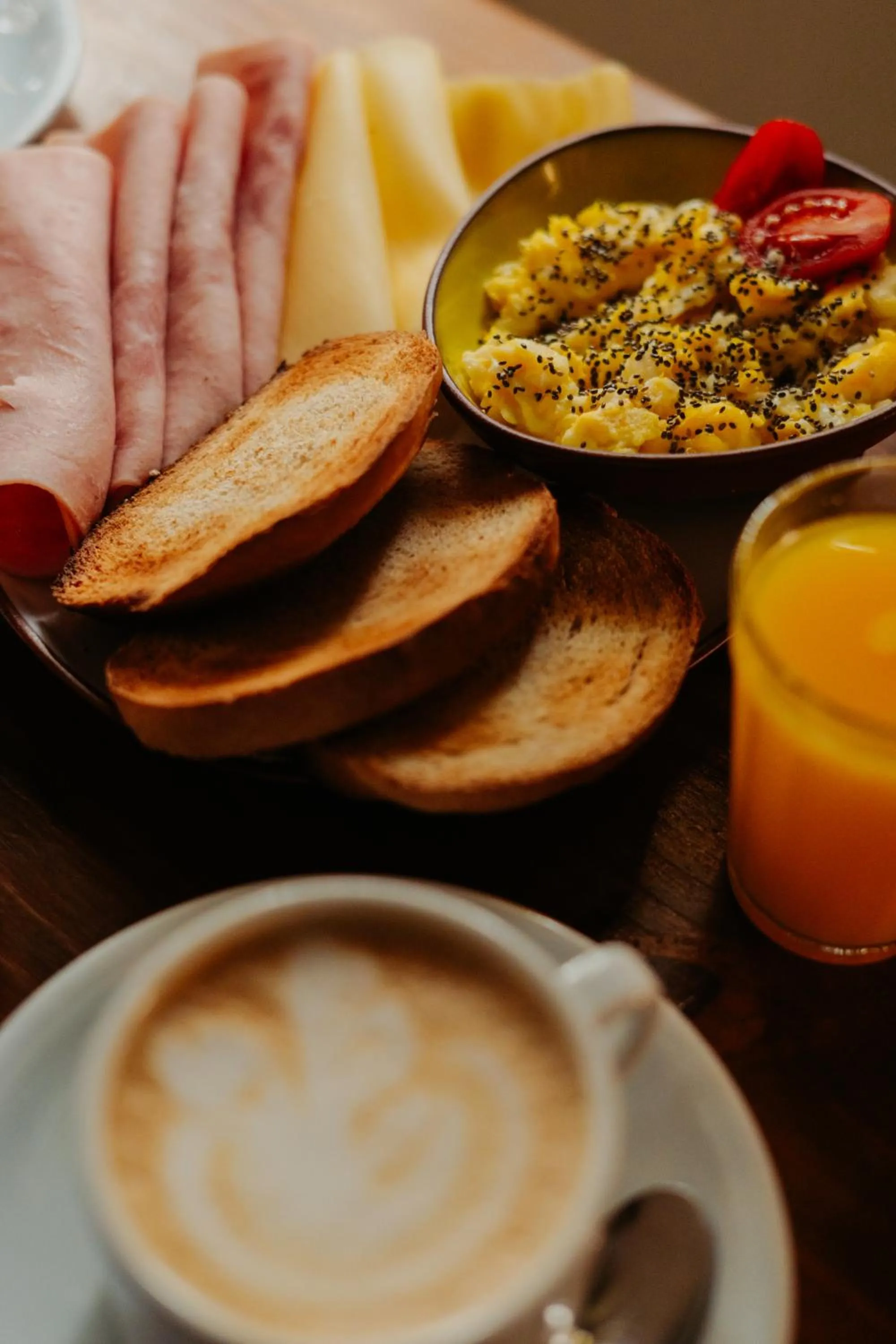 Breakfast in Hotel Xumec Mendoza Centro
