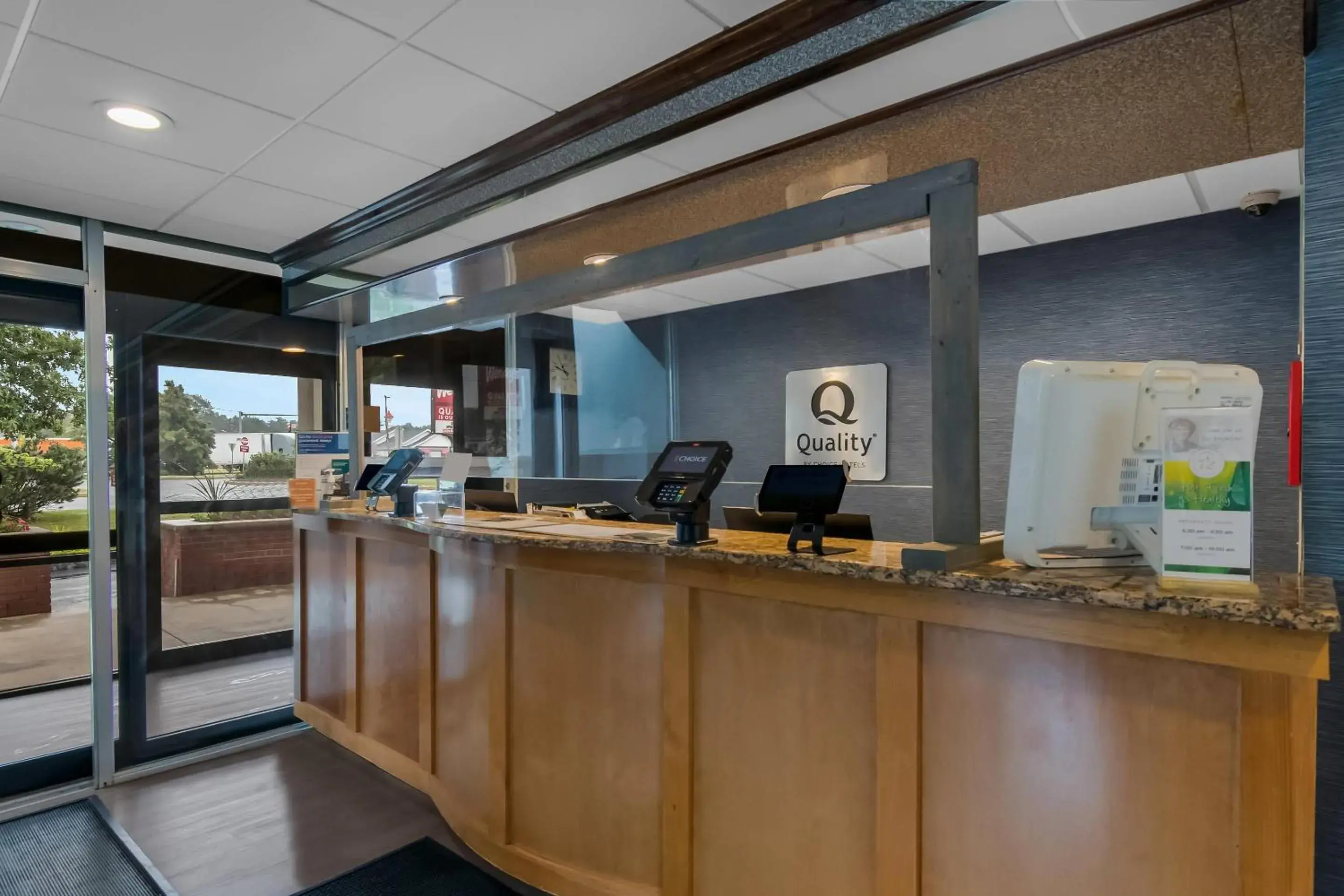 Lobby or reception in Quality Inn Westfield - Springfield Lobby or reception in Quality Inn Westfield - Springfield