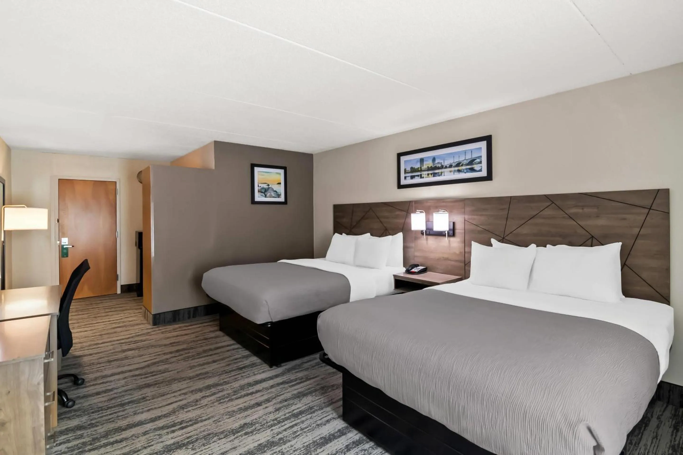 Bedroom, Bed in Quality Inn Westfield - Springfield