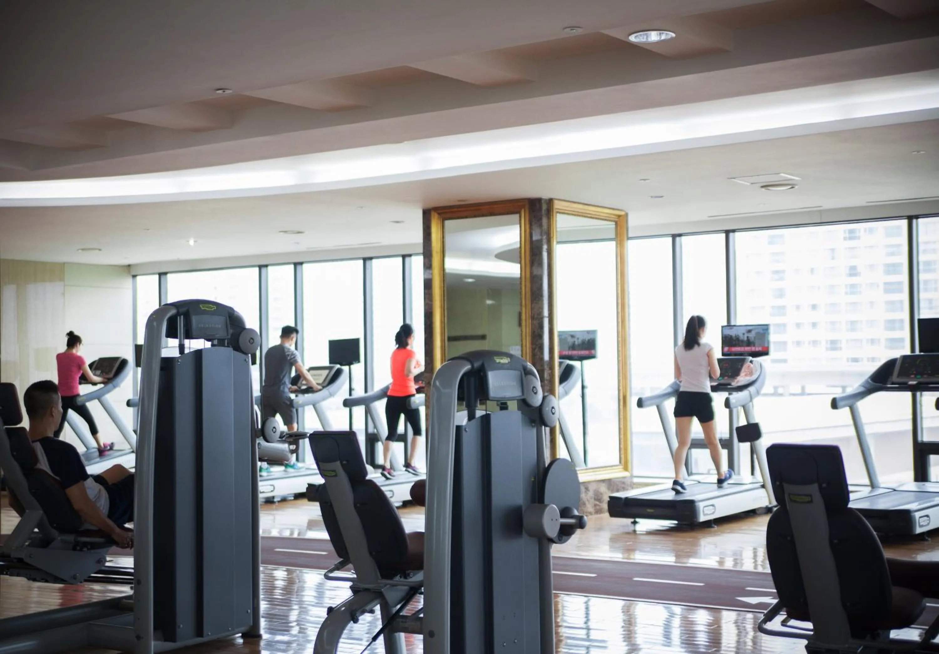 Fitness centre/facilities in Grand Plaza Hotel Hanoi