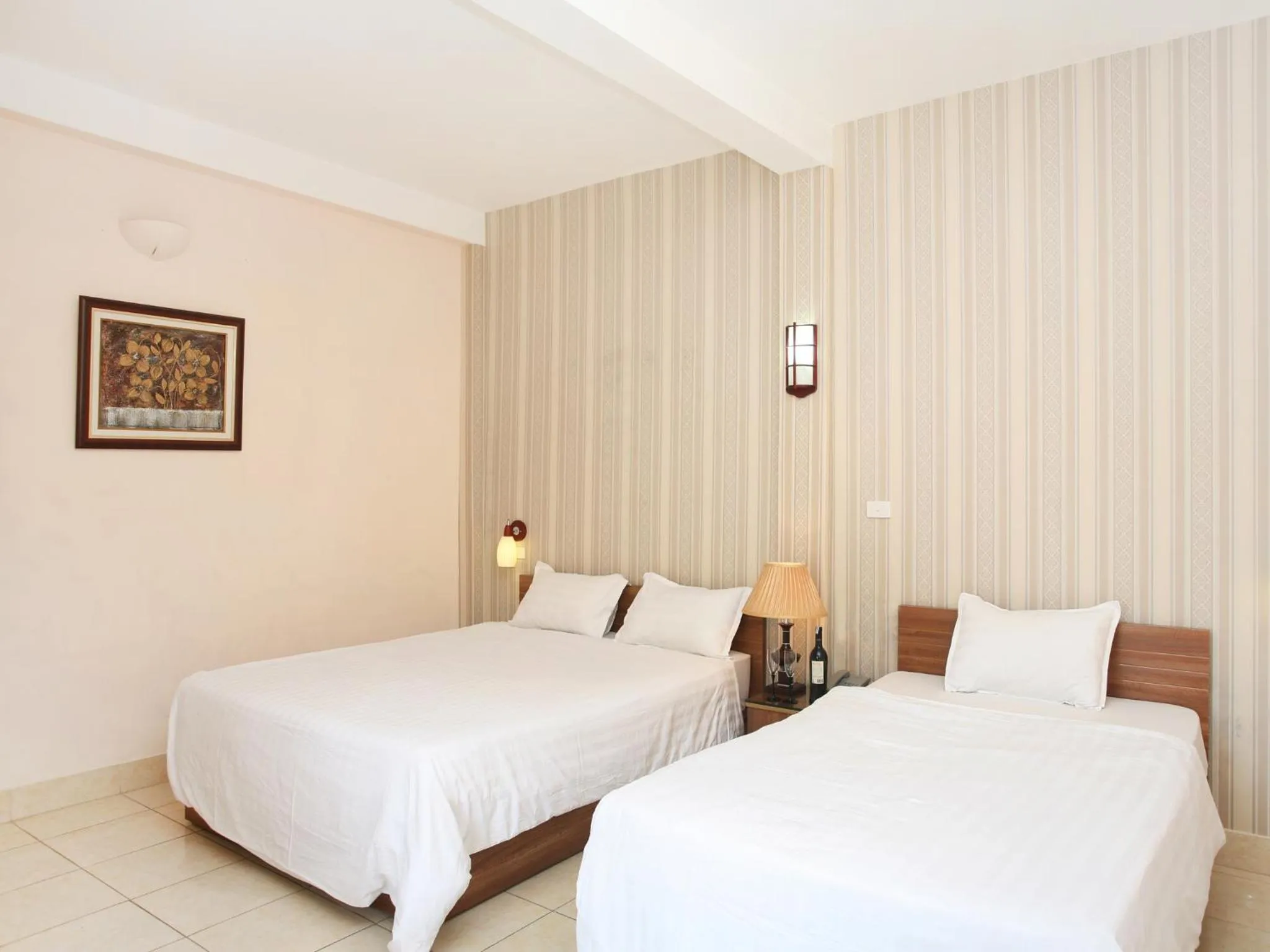 Photo of the whole room, Bed in Especen Hotel