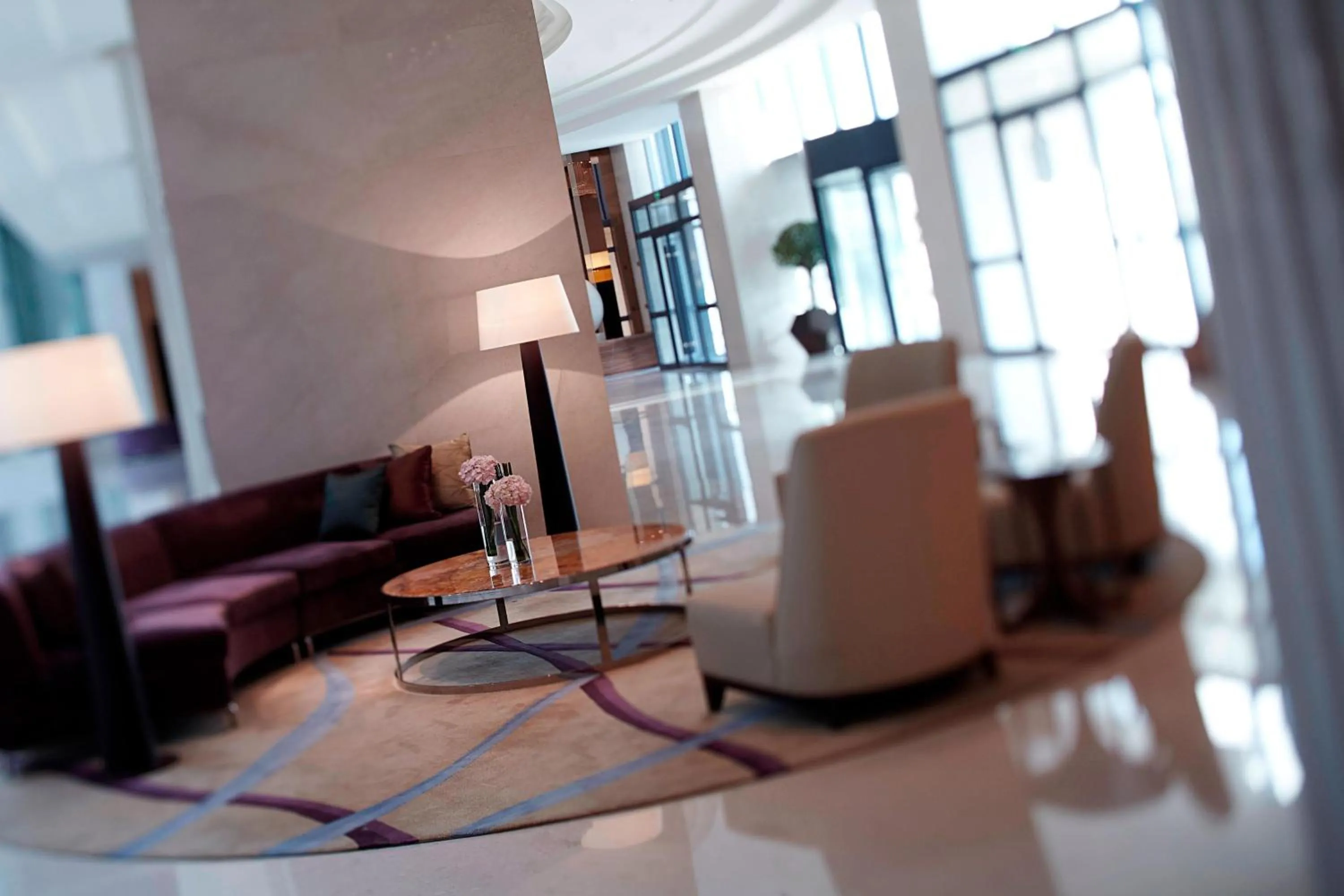 Lobby or reception in Renaissance Tianjin Lakeview Hotel