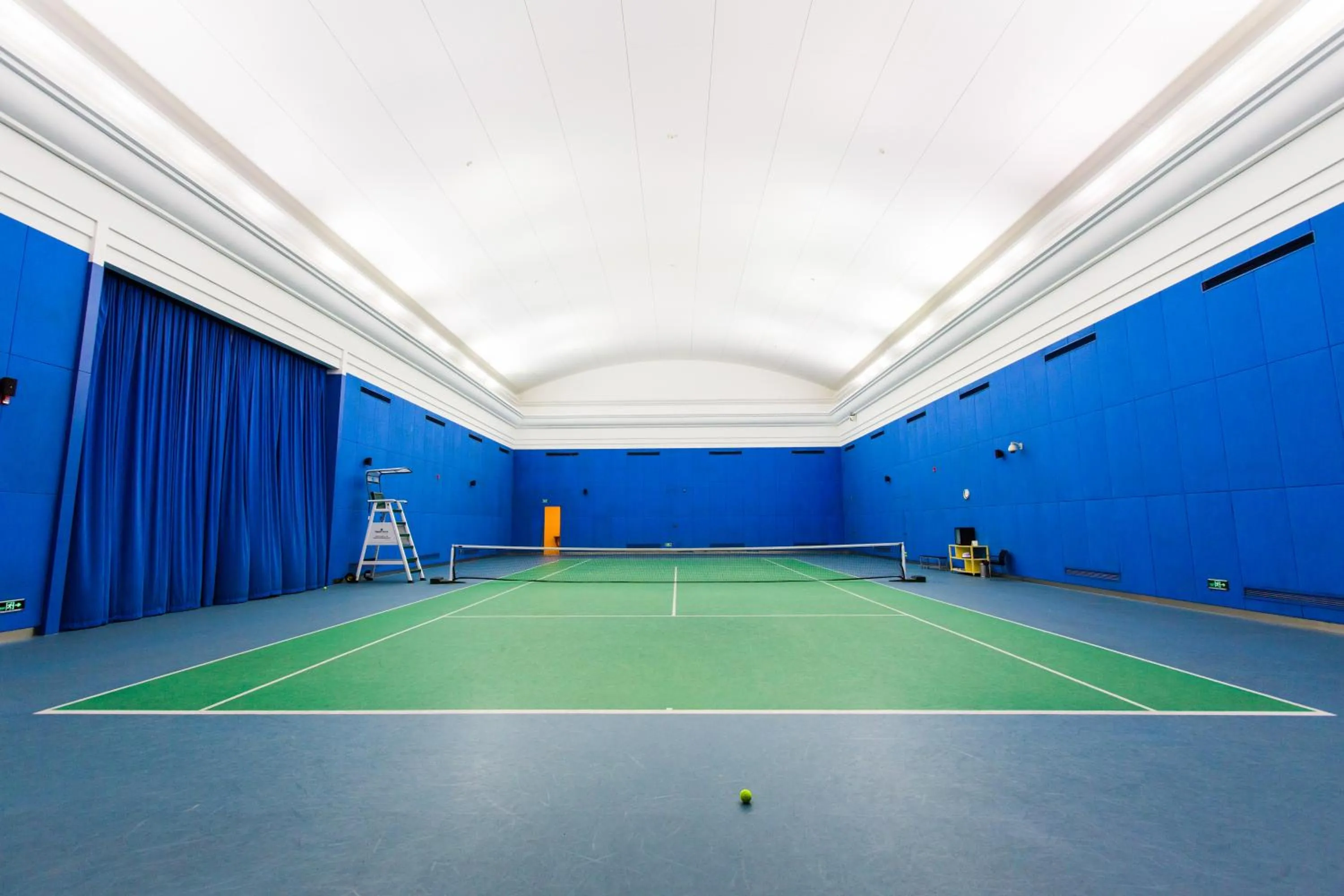 Fitness centre/facilities in Renaissance Tianjin Lakeview Hotel