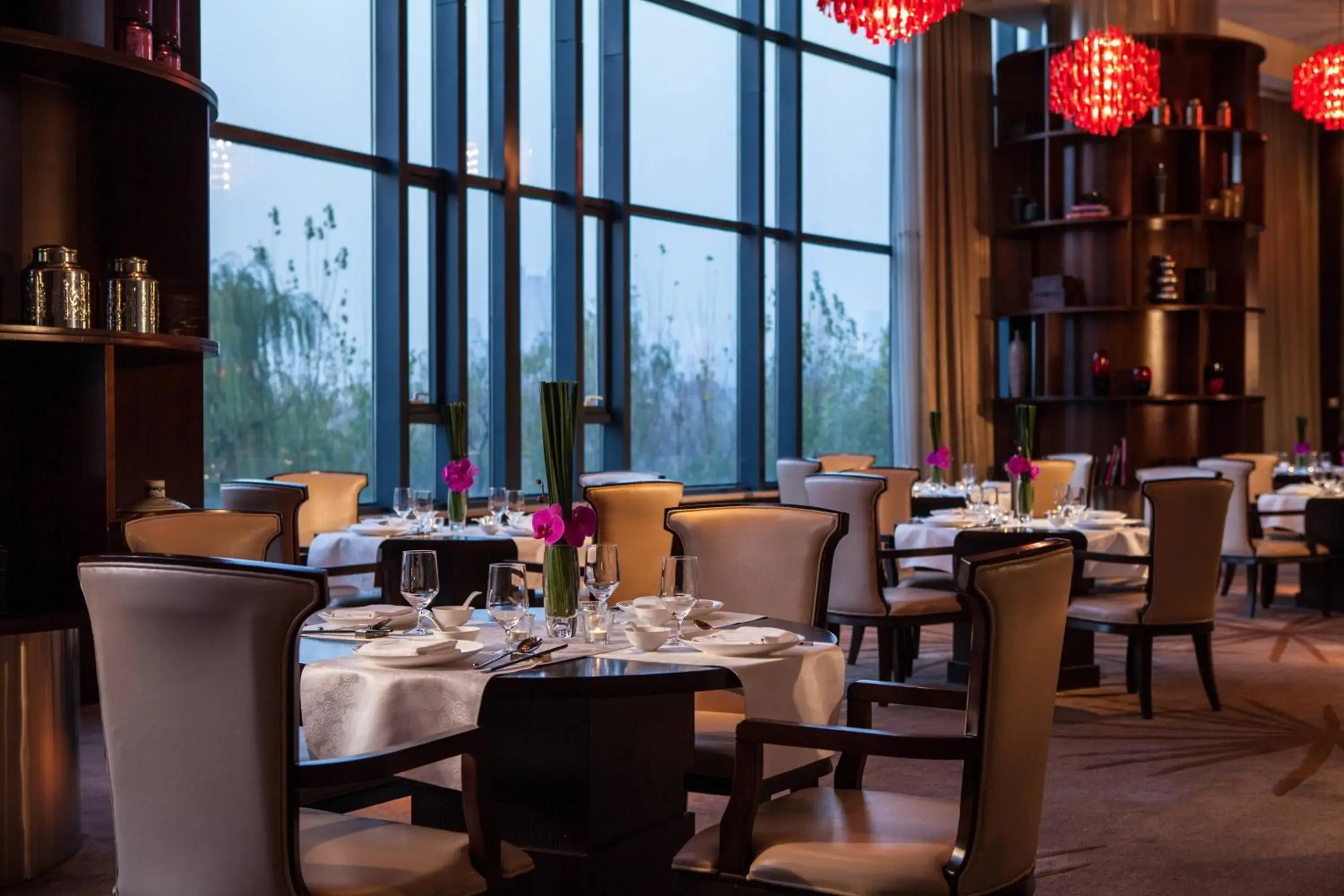 Restaurant/places to eat in Renaissance Tianjin Lakeview Hotel Restaurant/places to eat in Renaissance Tianjin Lakeview Hotel