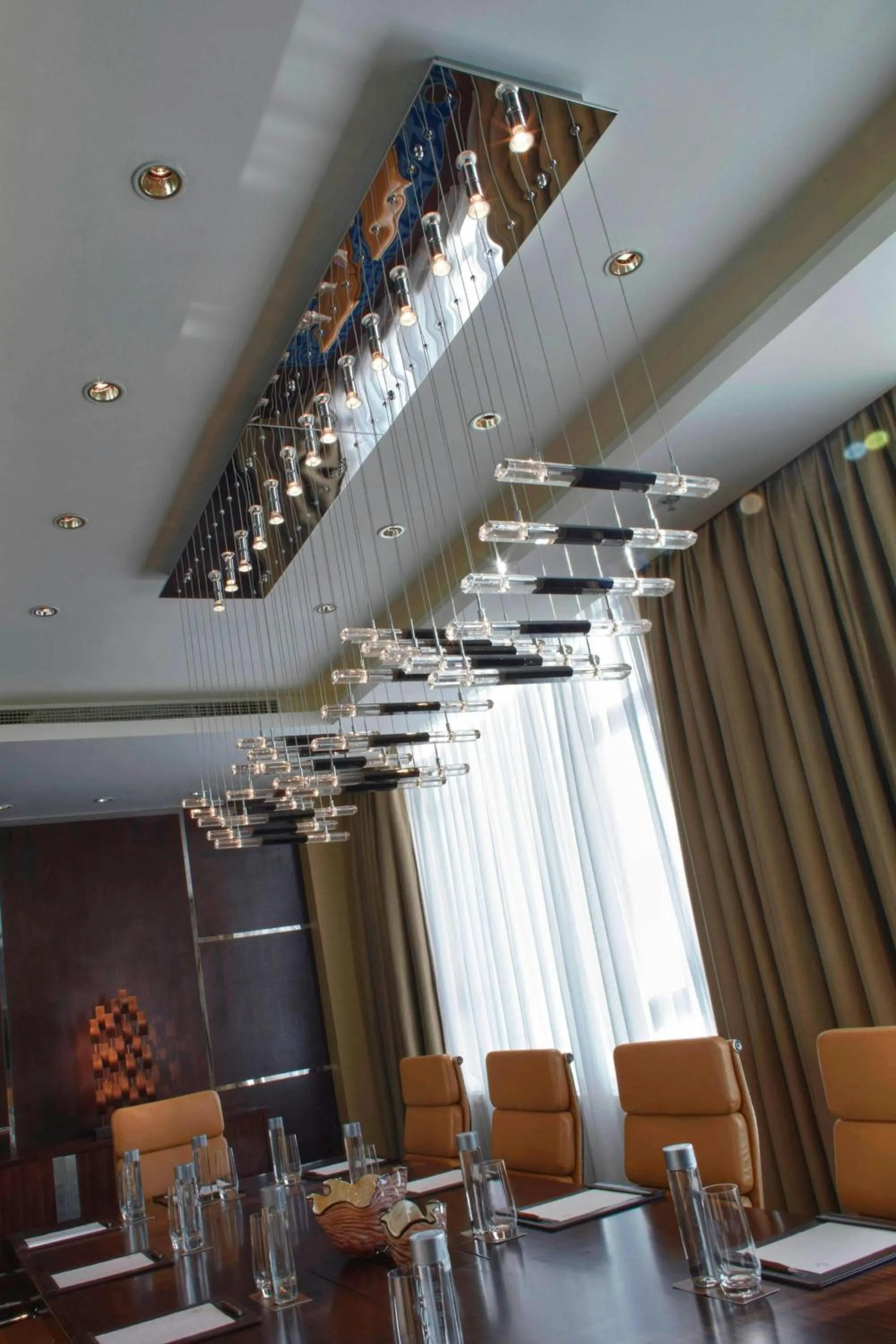 Lounge or bar in Renaissance Tianjin Lakeview Hotel