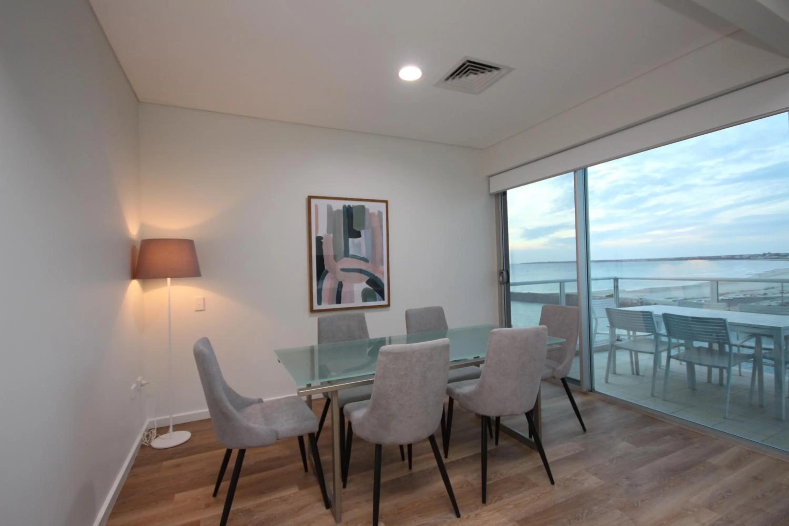 Dining area in Wallaroo Marina Apartments