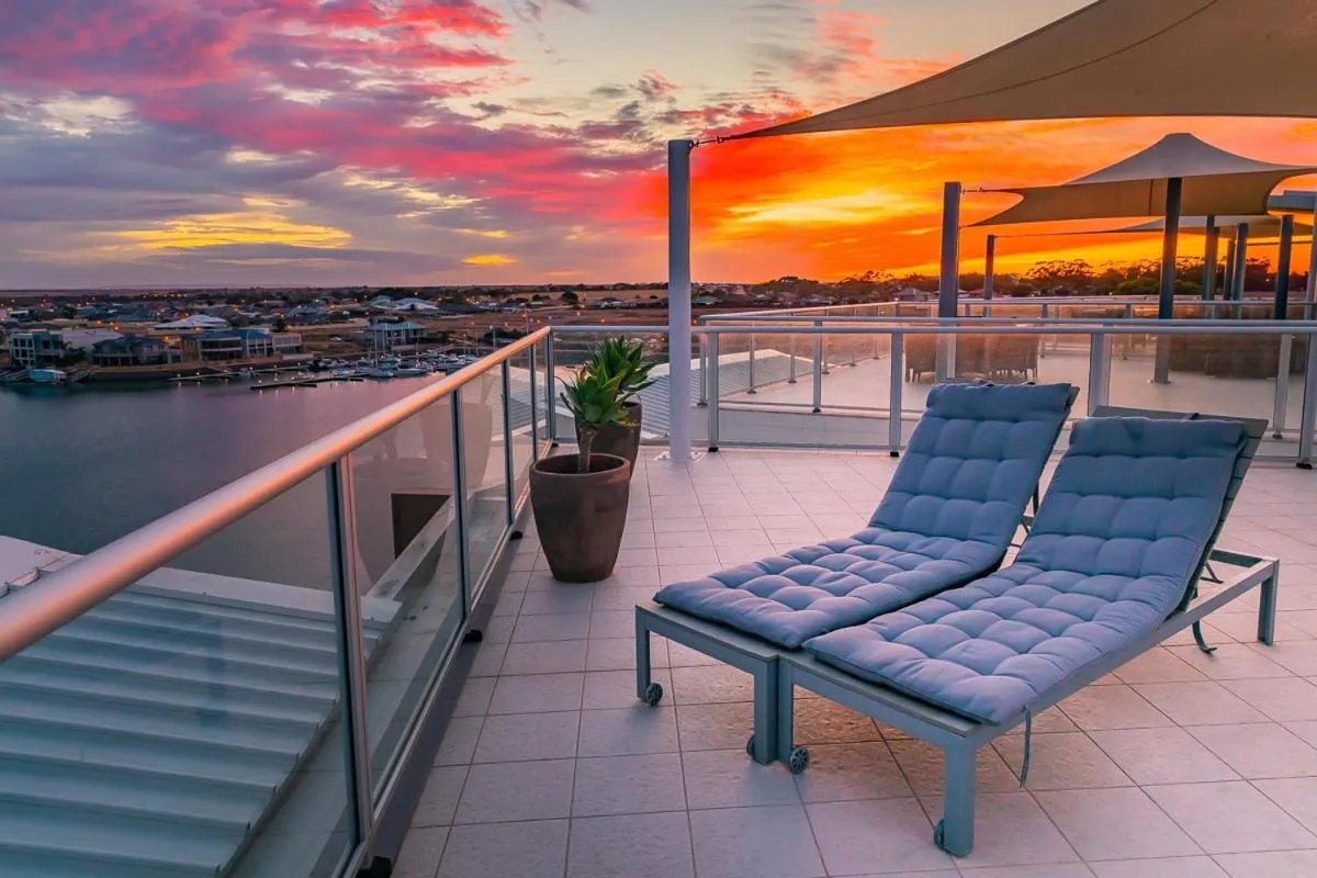 Wallaroo Marina Apartments