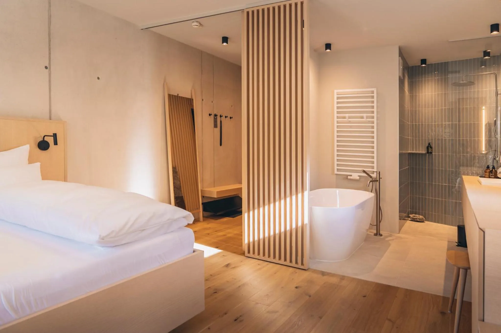 Bathroom, Bed in Haus Jausern