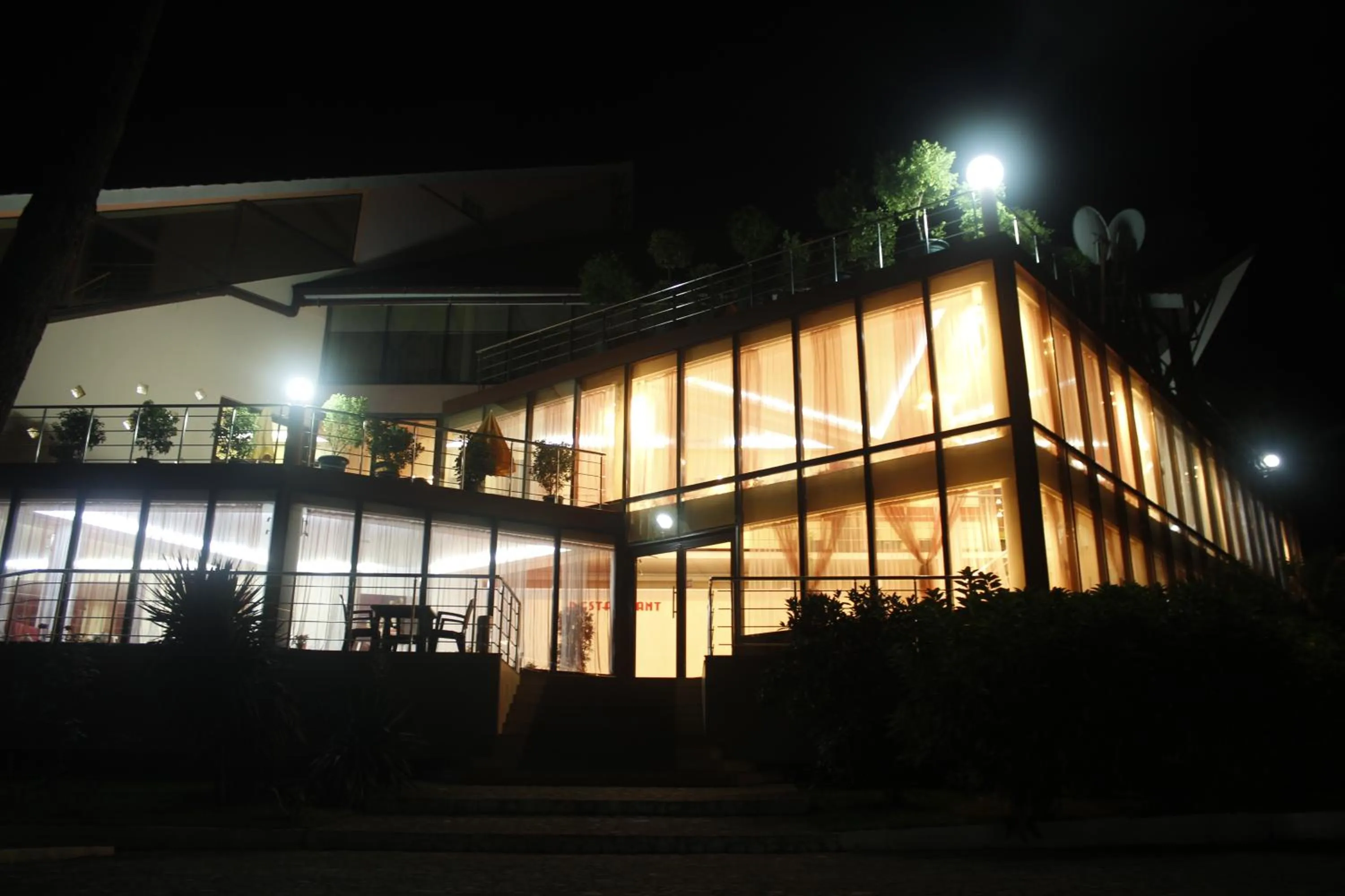 Night in Villa ReTa Hotel & SPA