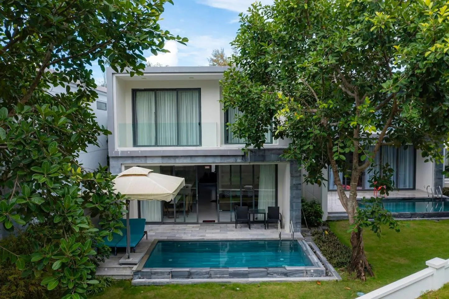 Clean & Quiet Villa - The Point Resort