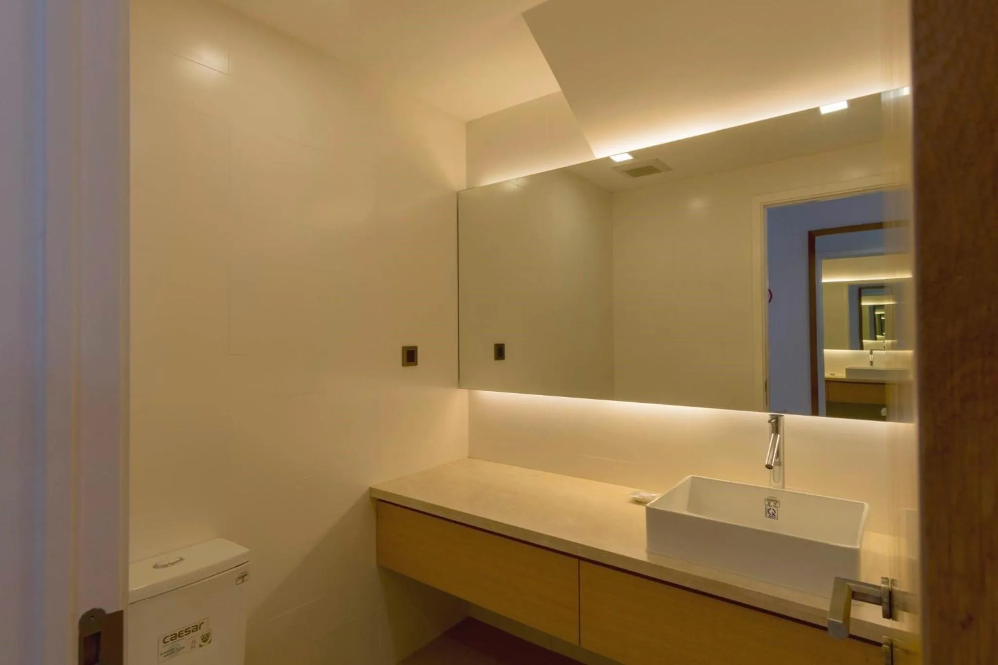 Clean & Quiet Villa - The Point Resort