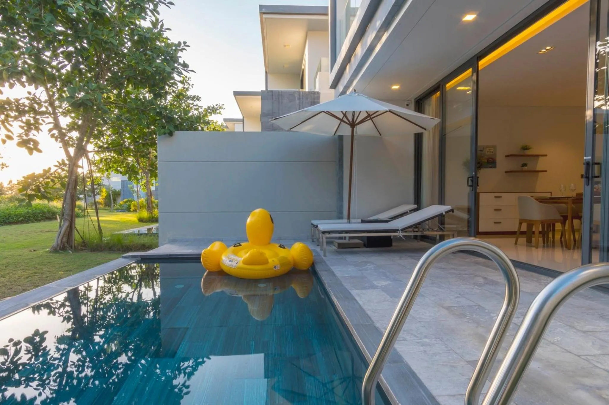 Clean & Quiet Villa - The Point Resort