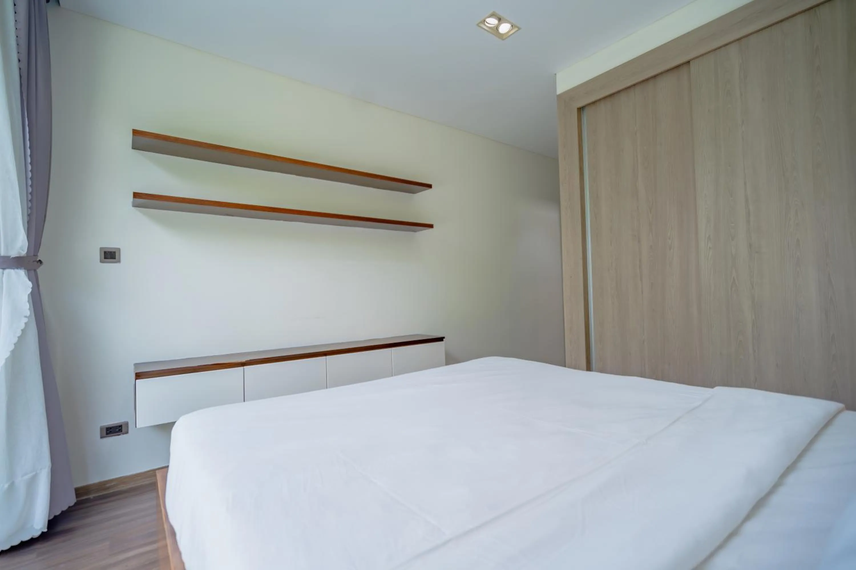 Bed in Clean & Quiet Villa - The Point Resort