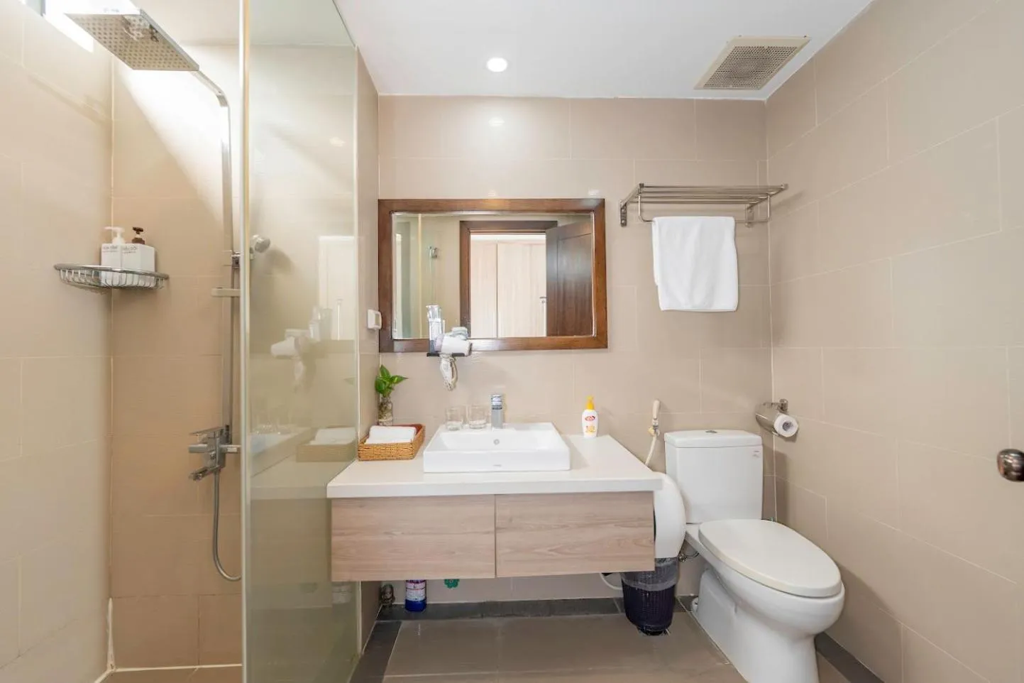 Clean & Quiet Villa - The Point Resort