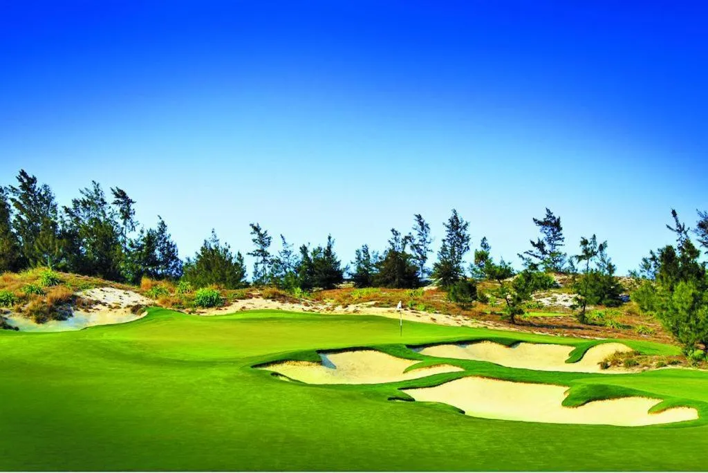 Golfcourse in Clean & Quiet Villa - The Point Resort