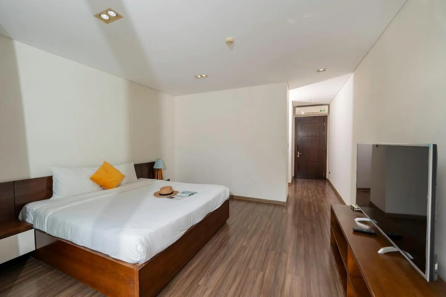 Bed in Clean & Quiet Villa - The Point Resort