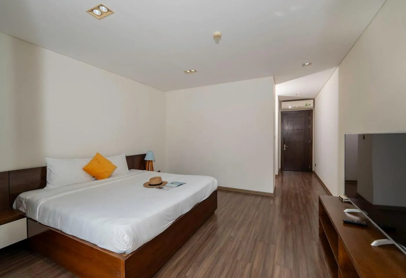 Bed in Clean & Quiet Villa - The Point Resort