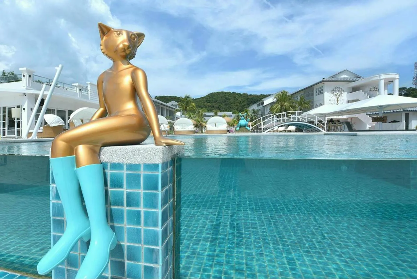 Swimming pool in Dash Resort Langkawi